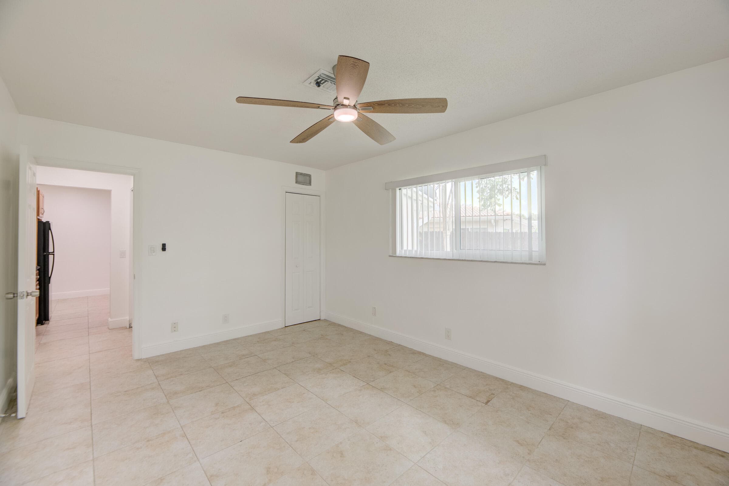 7546 NW 44th Court, Coral Springs, FL 33065 — photo 5 of 12
