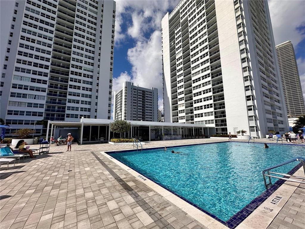 1880 S Ocean Drive Ts705, Hallandale Beach, FL 33009 — photo 44 of 53