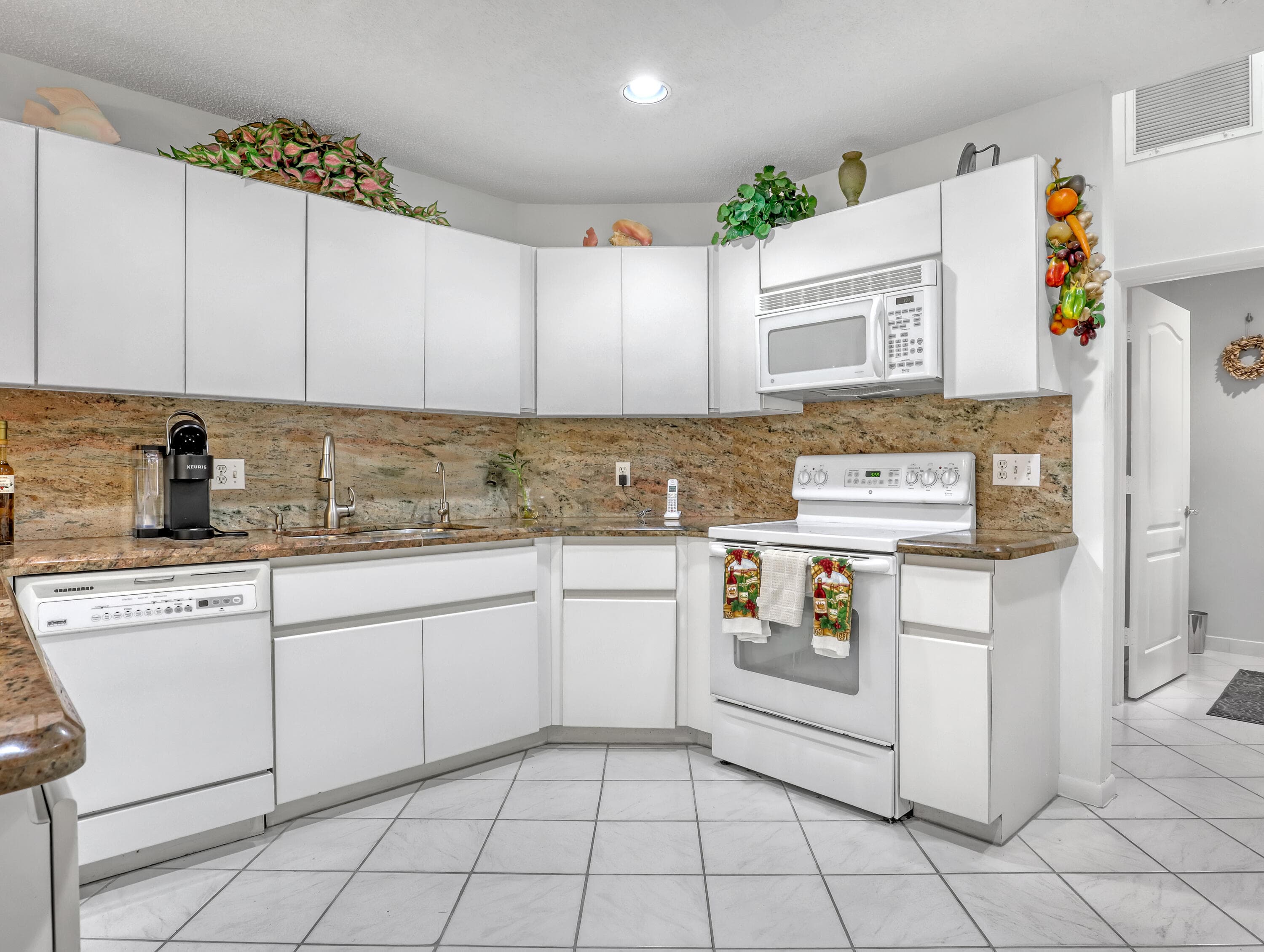 712 Golf Court, Delray Beach, FL 33445 — photo 65 of 93