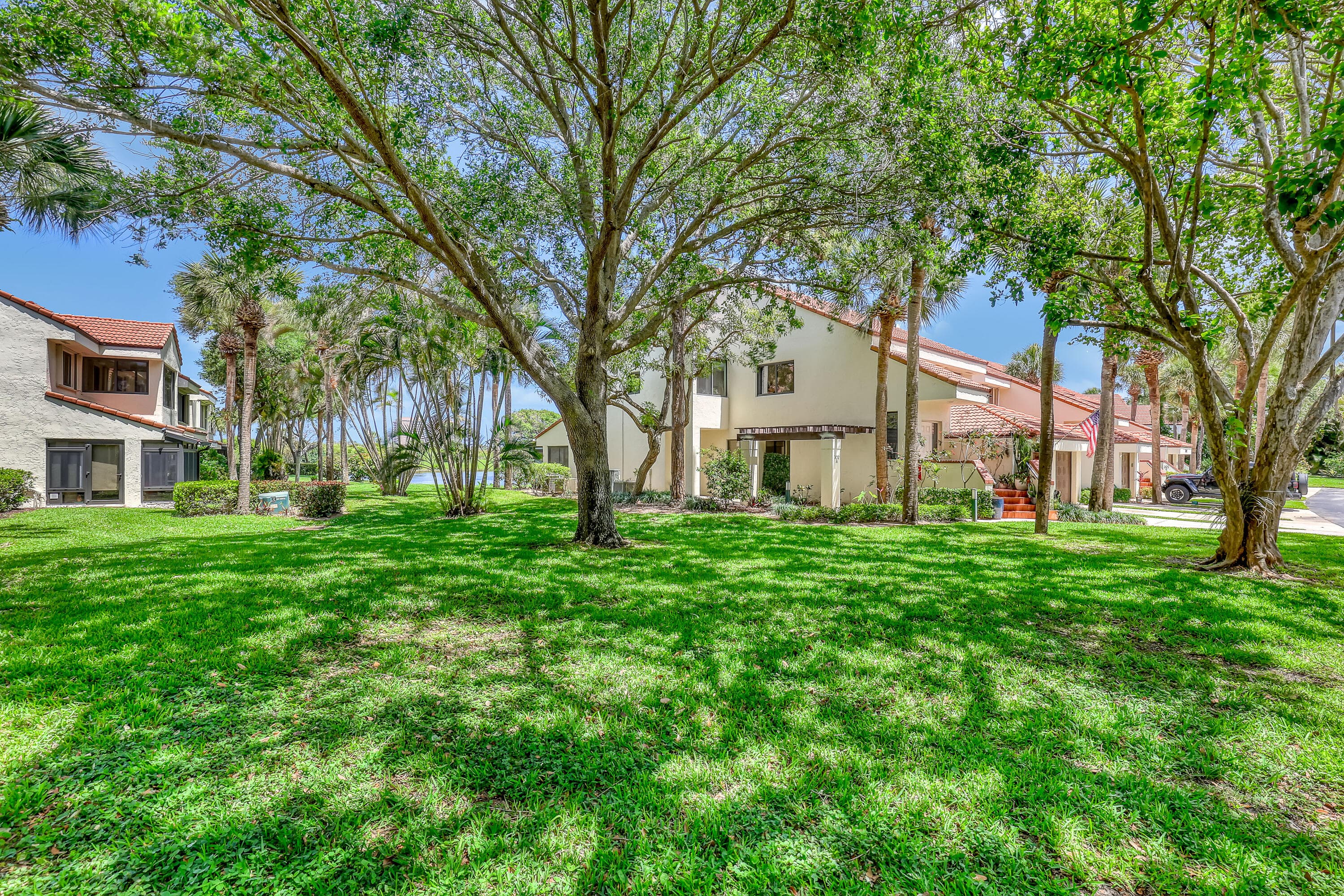 302 Sea Oats Drive E, Juno Beach, FL 33408 — photo 31 of 41