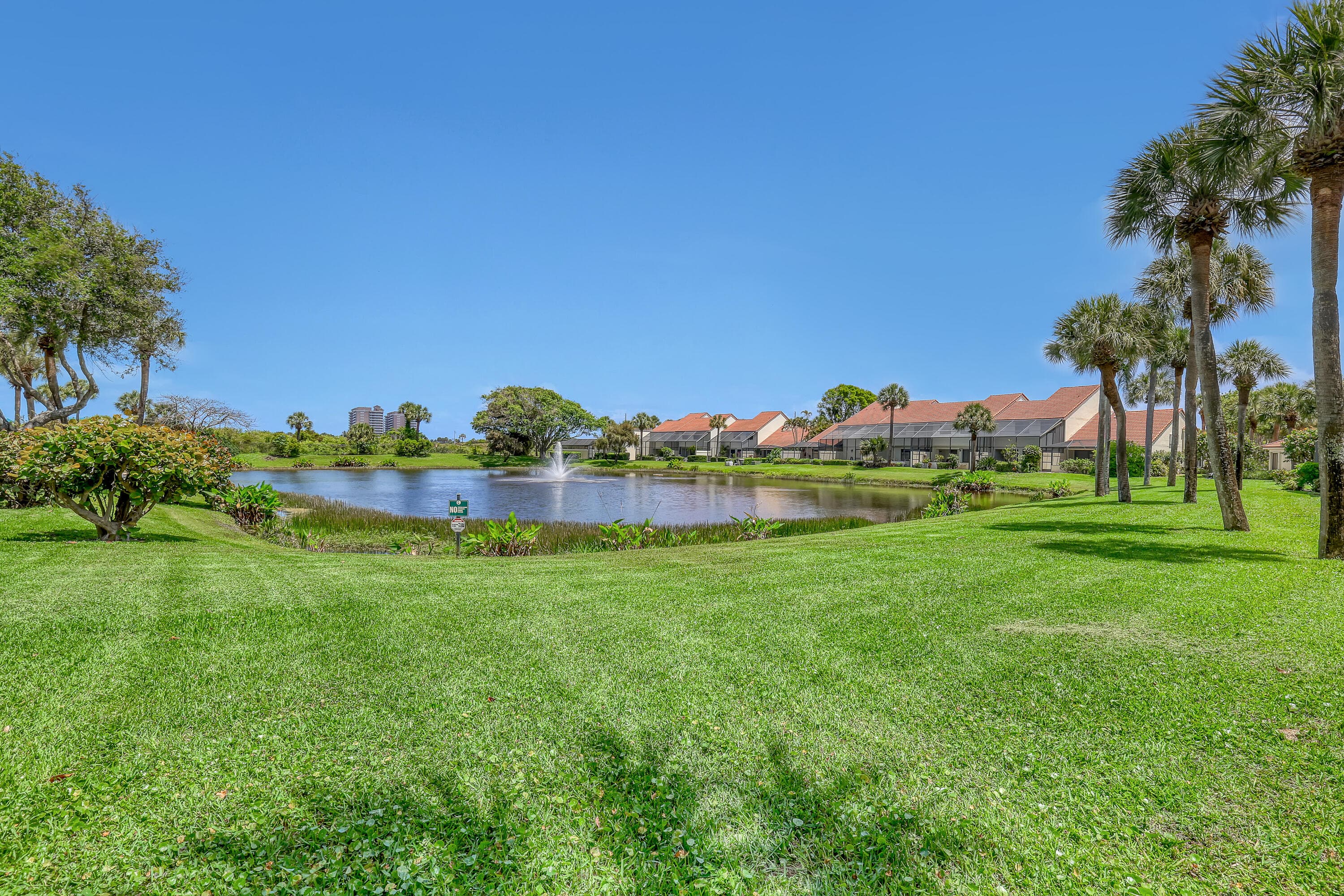 302 Sea Oats Drive E, Juno Beach, FL 33408 — photo 33 of 41