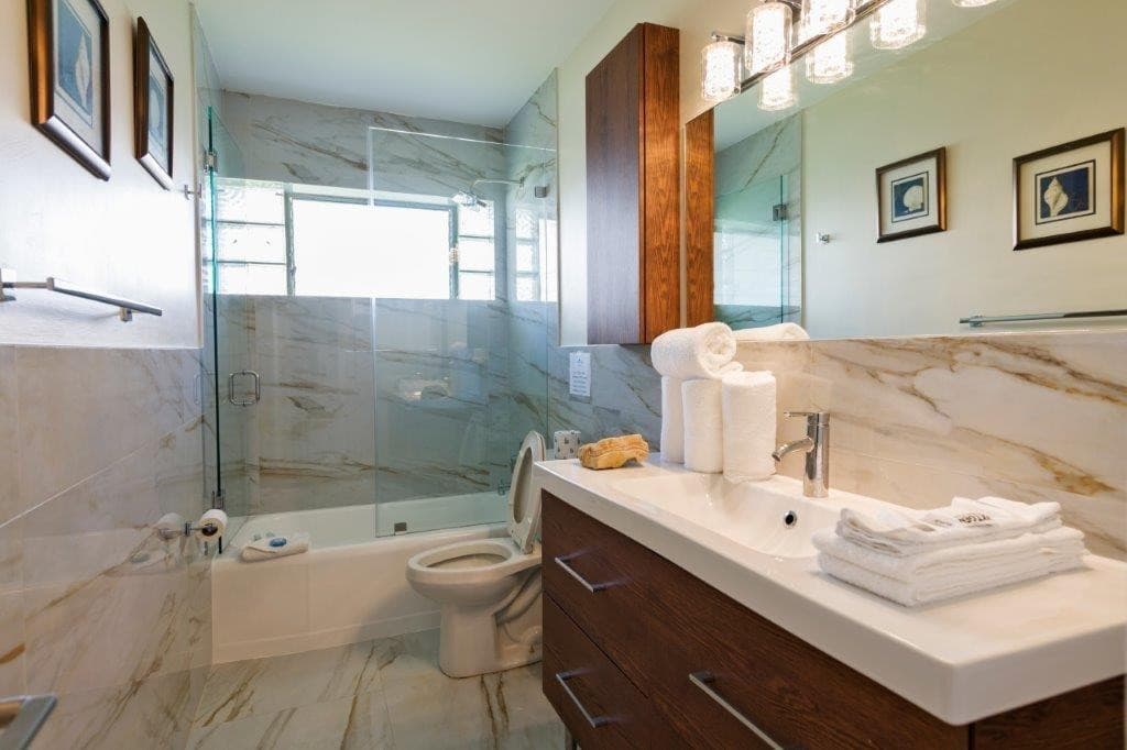 3201 NE 23rd Street, Fort Lauderdale, FL 33305 — photo 8 of 23