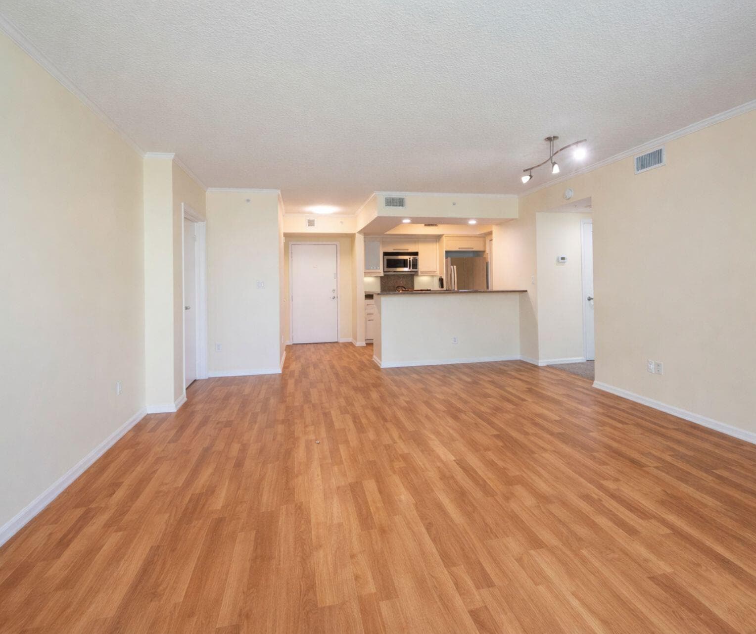 401 SW 4th Avenue 401, Fort Lauderdale, FL 33315 — photo 11 of 36