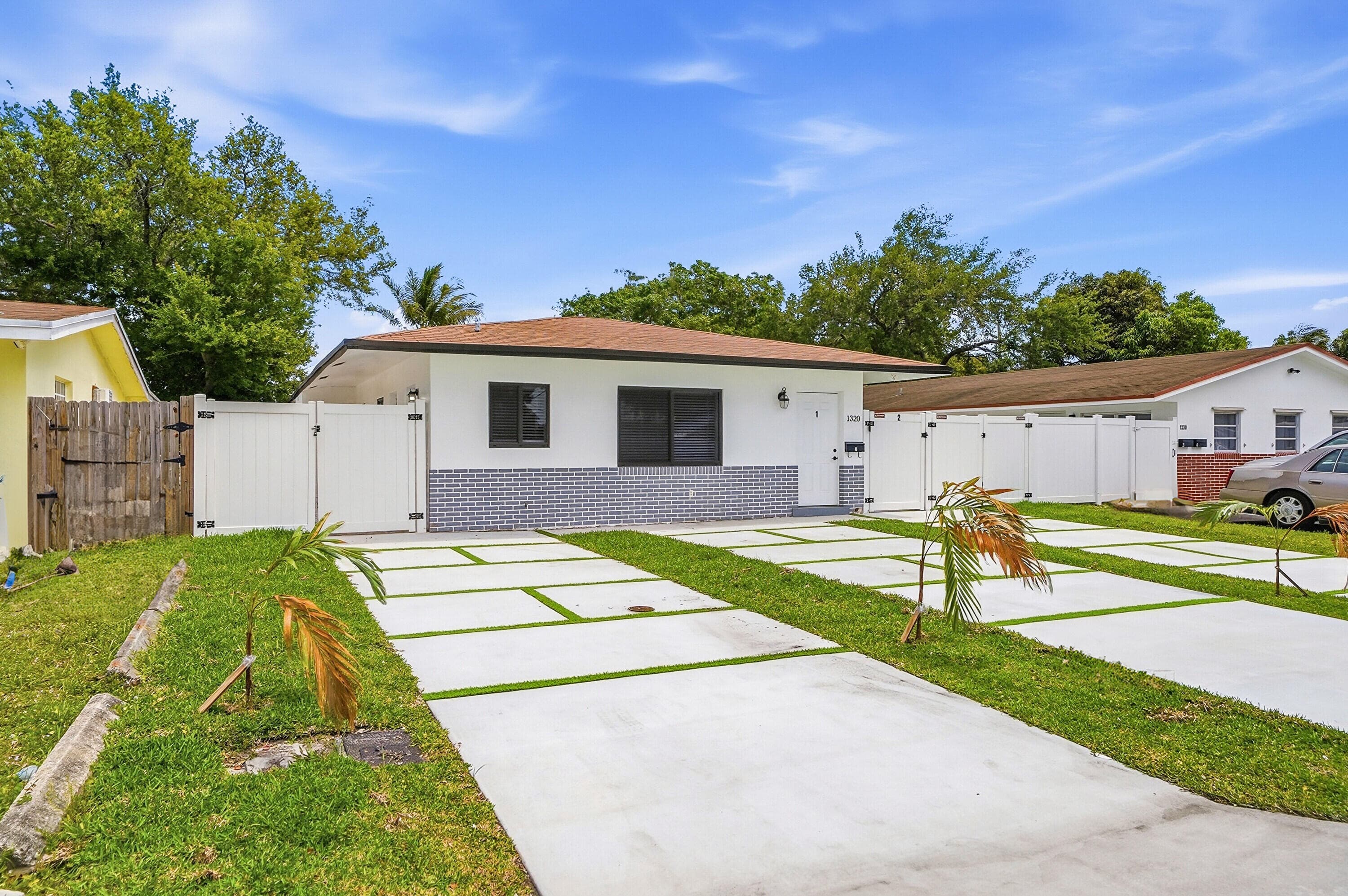 1320 SW 34th Avenue 1, Fort Lauderdale, FL 33312 — photo 2 of 15