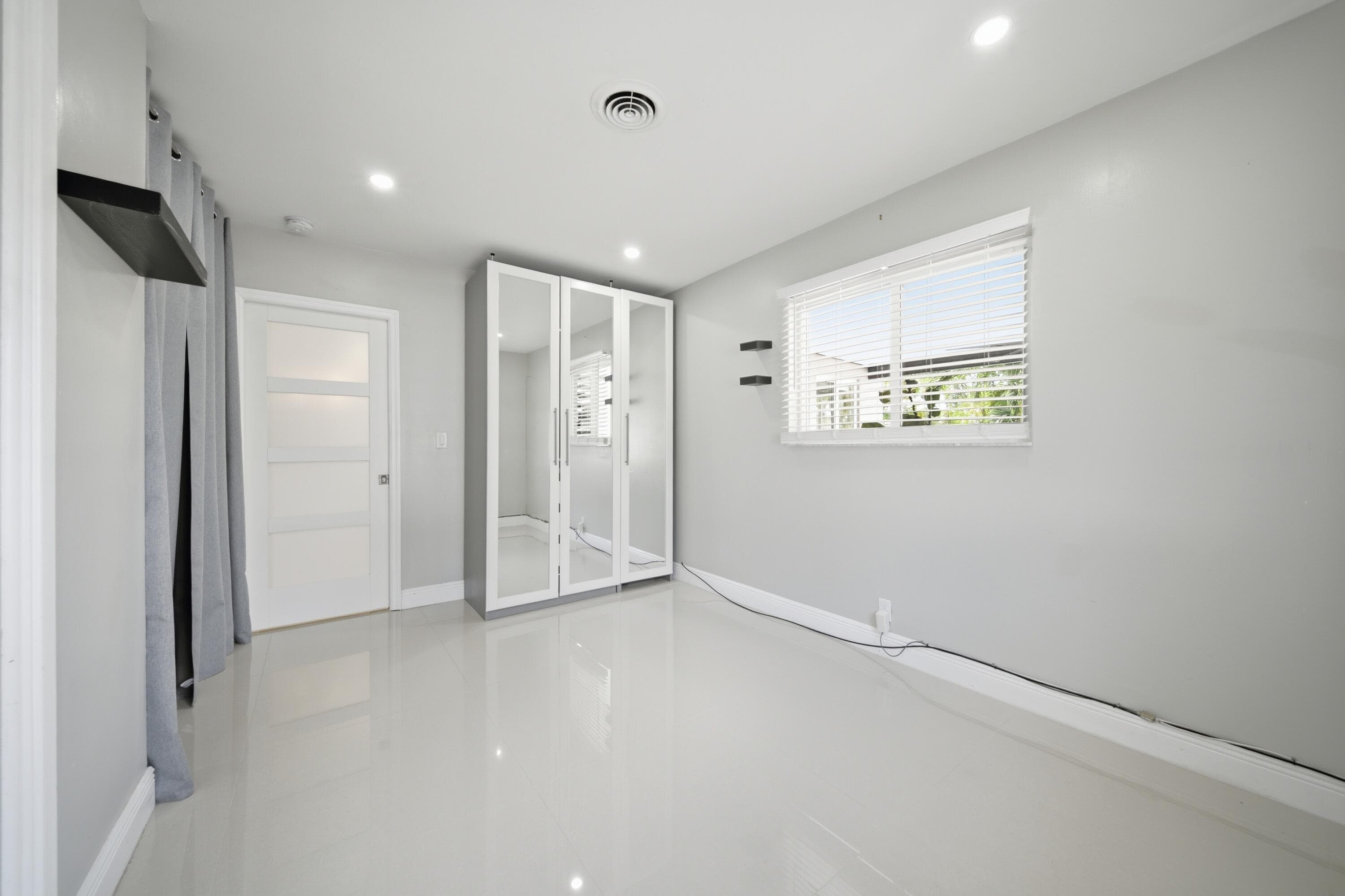 5031 NE 23rd Terrace, Lighthouse Point, FL 33064 — photo 11 of 37