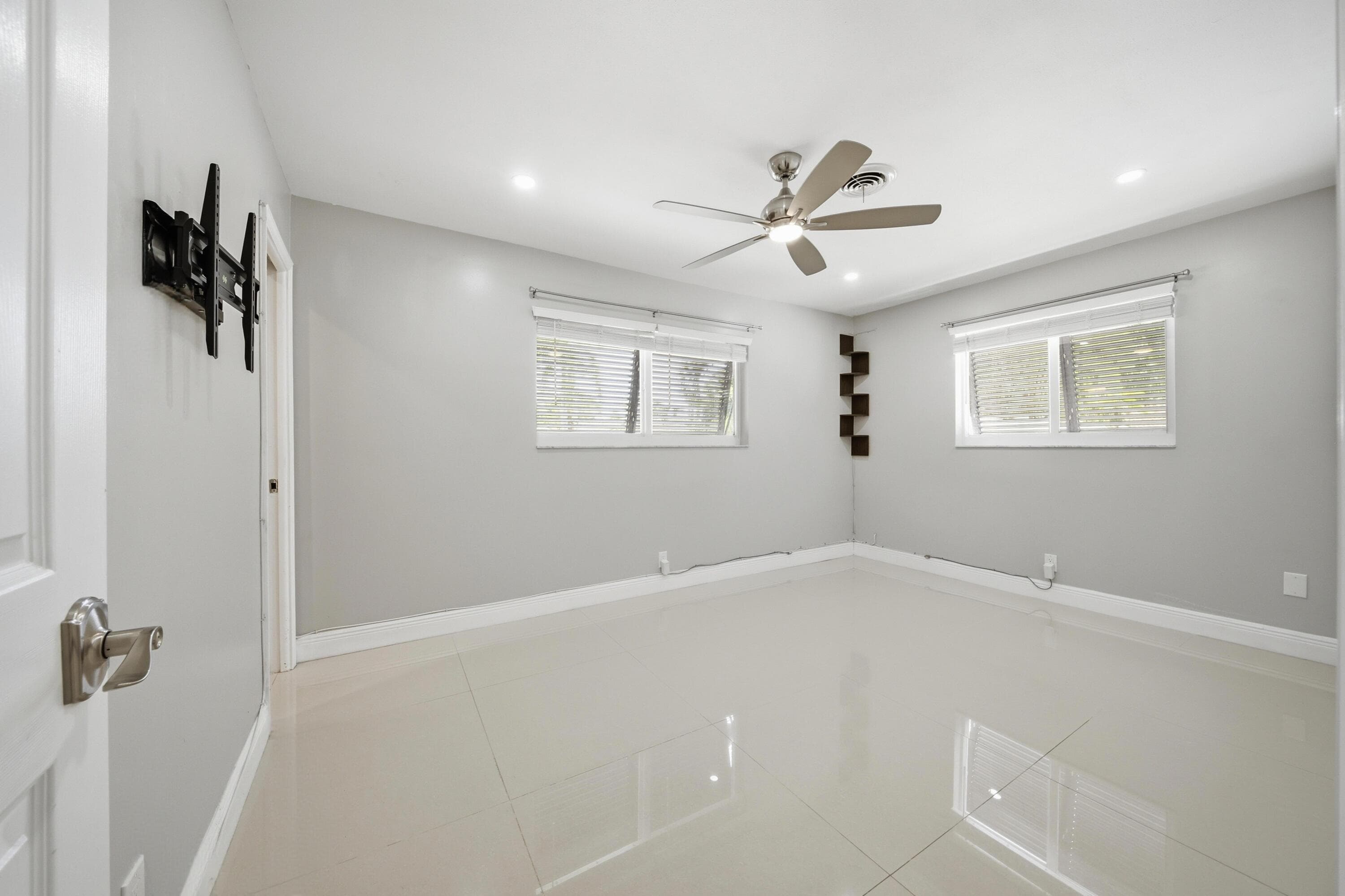 5031 NE 23rd Terrace, Lighthouse Point, FL 33064 — photo 20 of 37