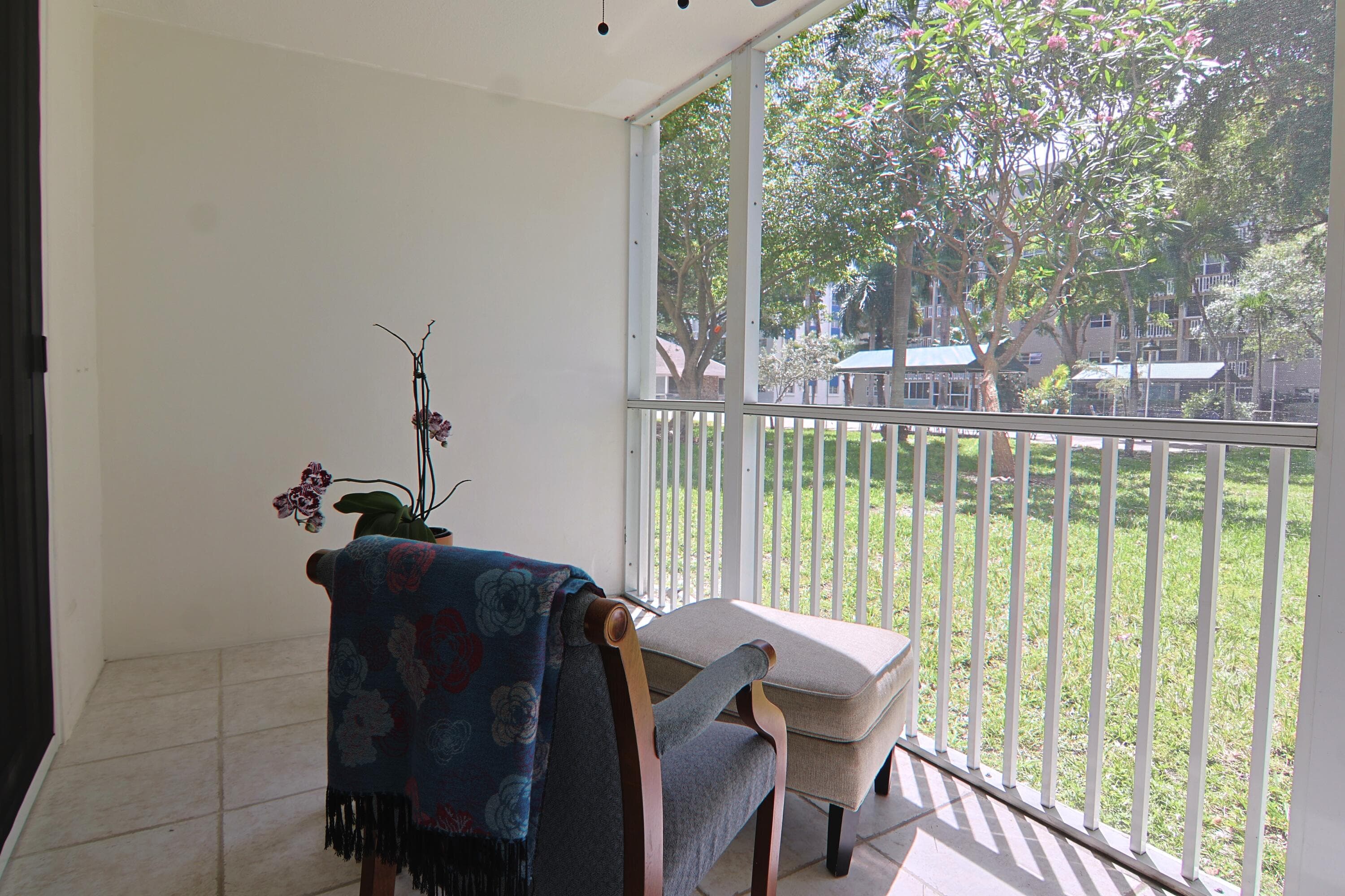1000 NE 12th Avenue 106, Hallandale Beach, FL 33009 — photo 20 of 61