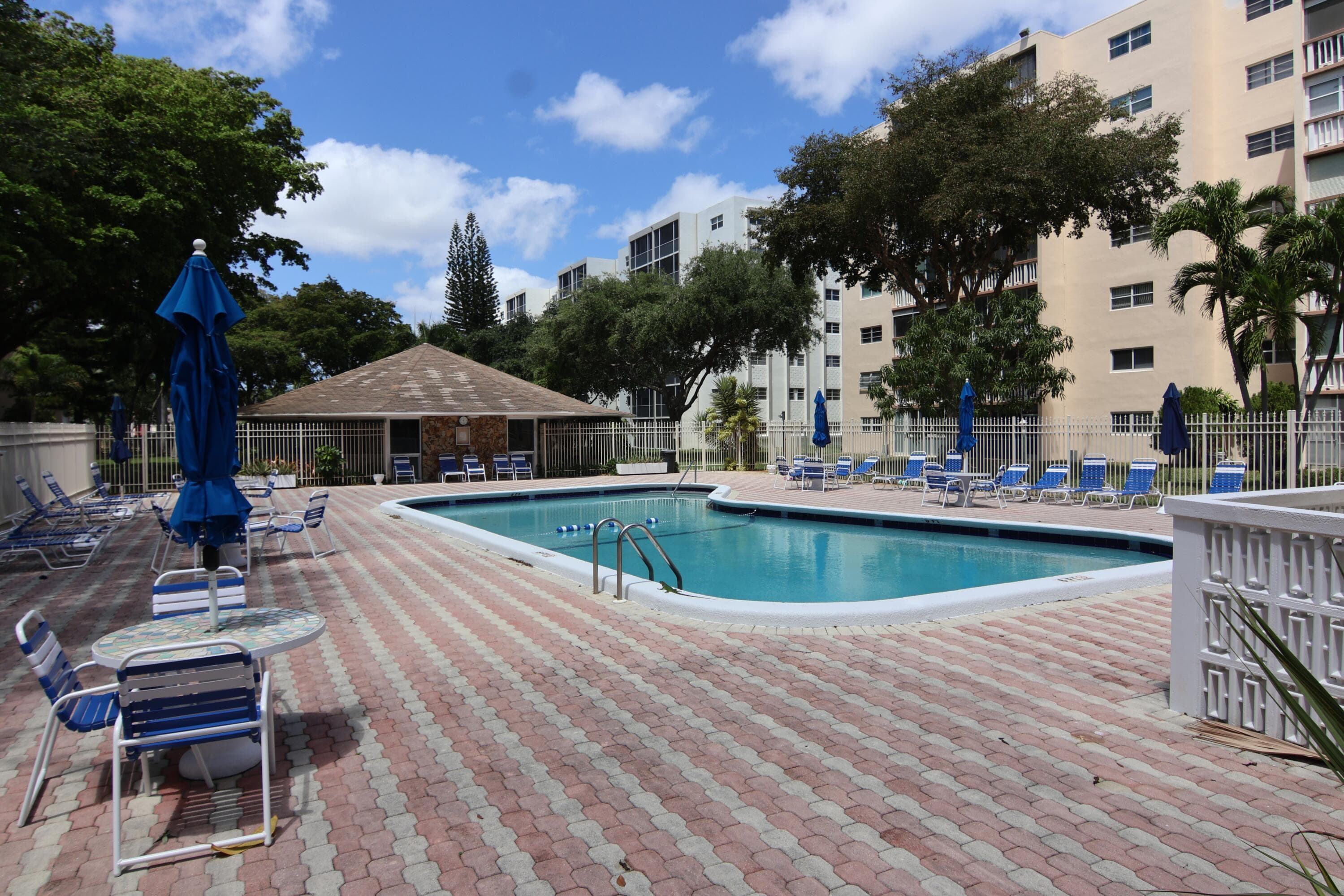 1000 NE 12th Avenue 106, Hallandale Beach, FL 33009 — photo 47 of 61