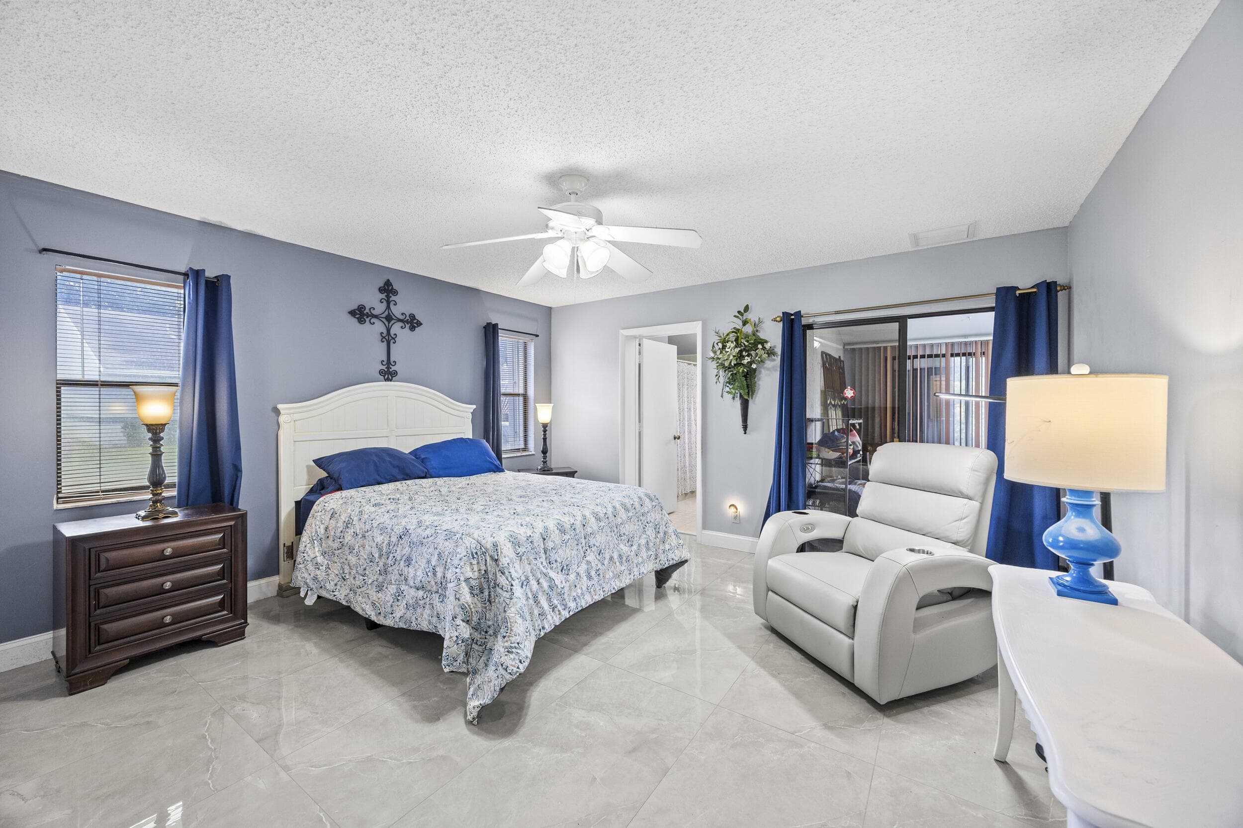 2640 Gately Drive W 1601, West Palm Beach, FL 33415 — photo 29 of 53
