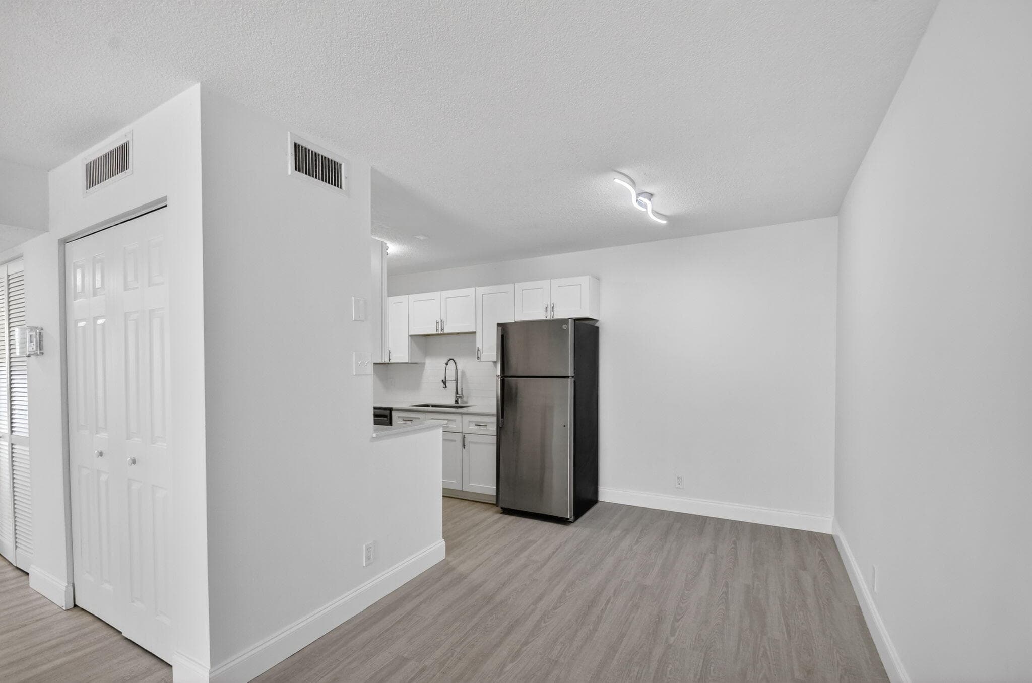 1500 N Congress Avenue C20, West Palm Beach, FL 33401 — photo 5 of 18