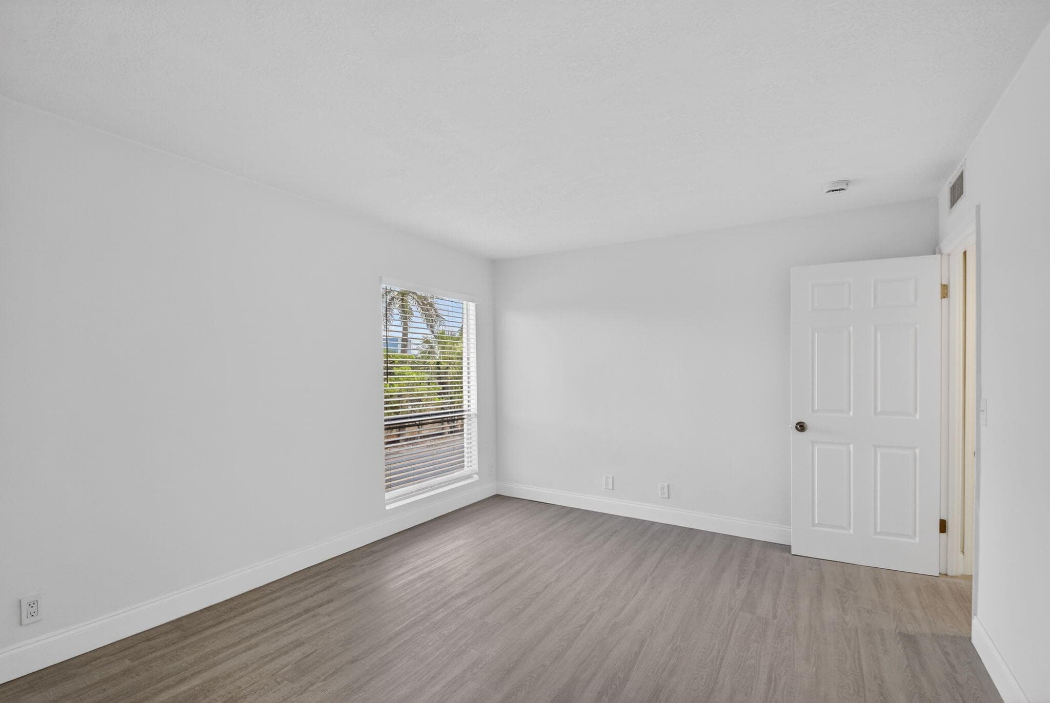 1500 N Congress Avenue C20, West Palm Beach, FL 33401 — photo 10 of 18