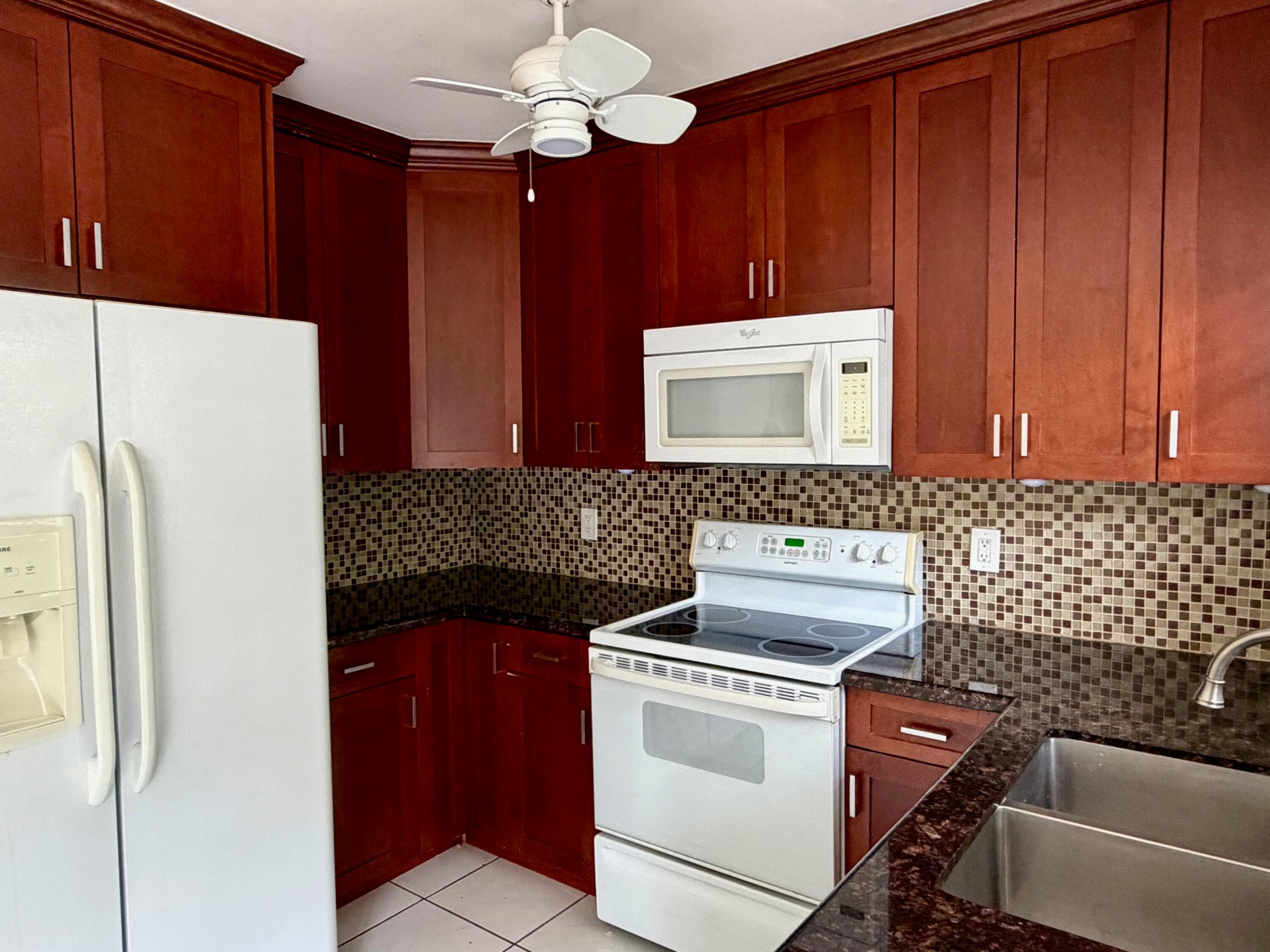 1412 NE 14th Place, Fort Lauderdale, FL 33304 — photo 2 of 24