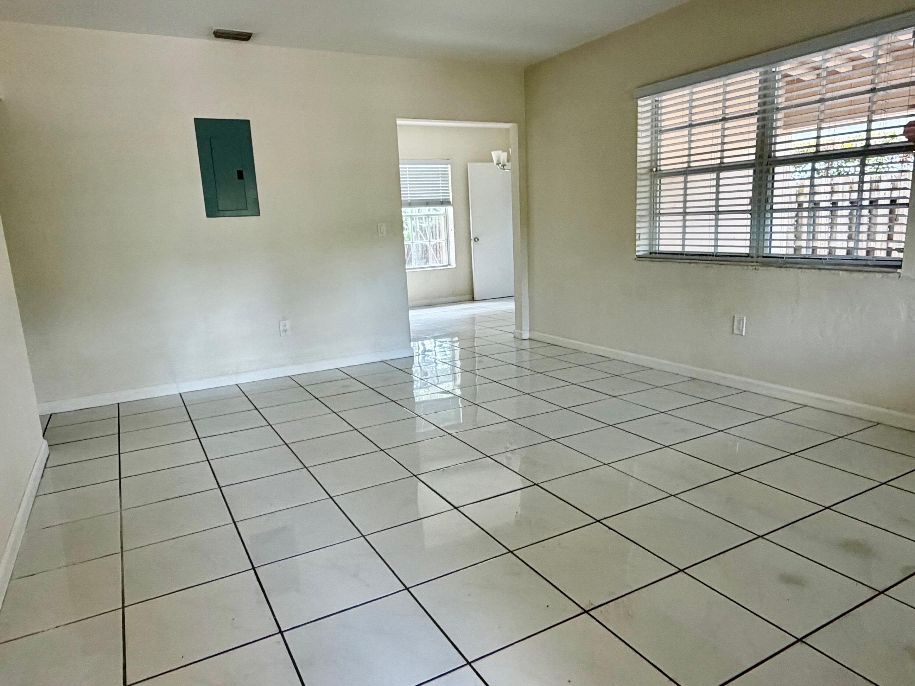 1412 NE 14th Place, Fort Lauderdale, FL 33304 — photo 5 of 24