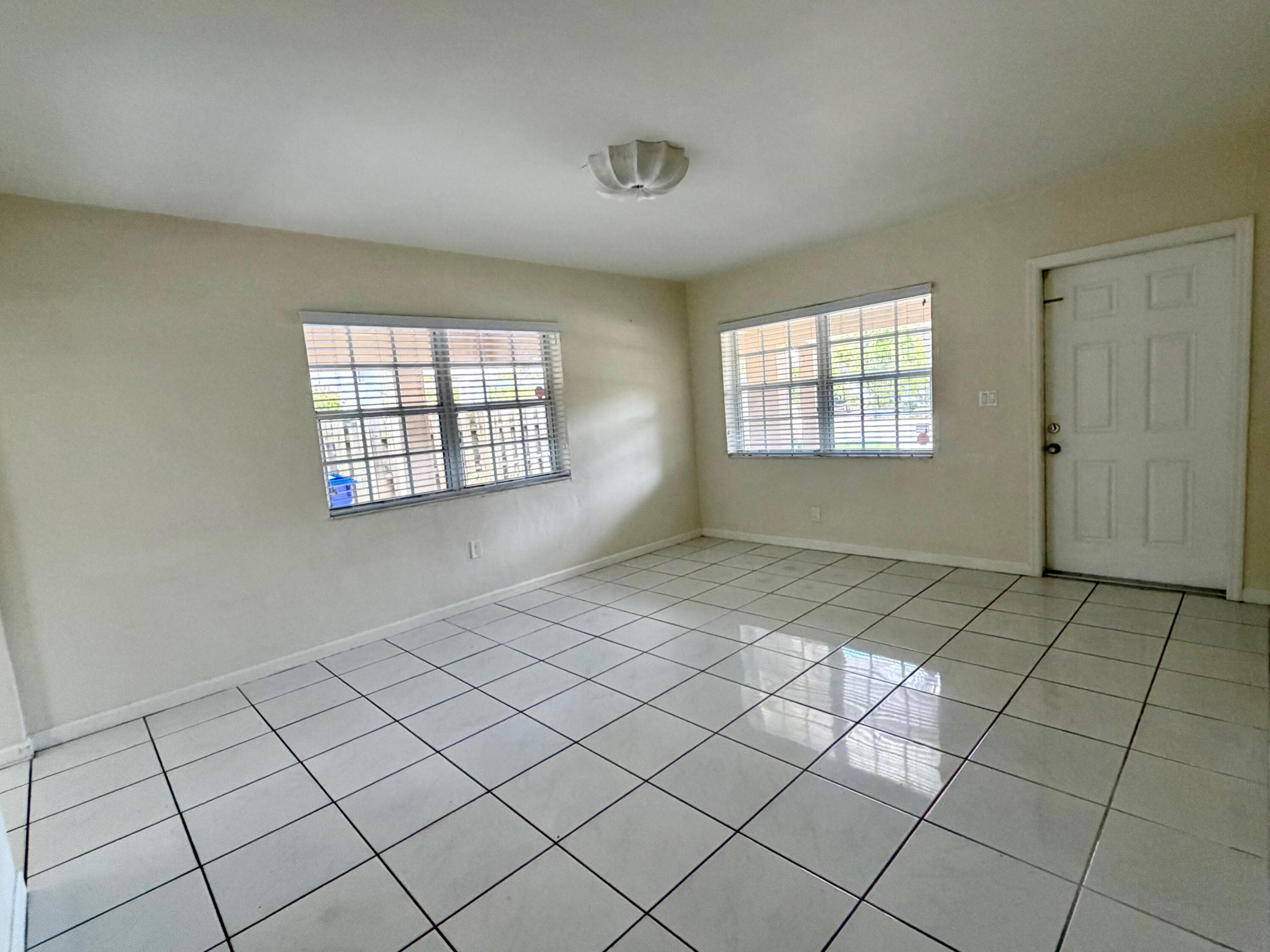 1412 NE 14th Place, Fort Lauderdale, FL 33304 — photo 6 of 24