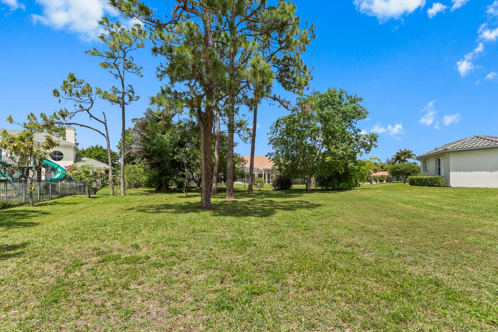 8280 Woodsmuir Drive, Palm Beach Gardens, FL 33412 — photo 79 of 87
