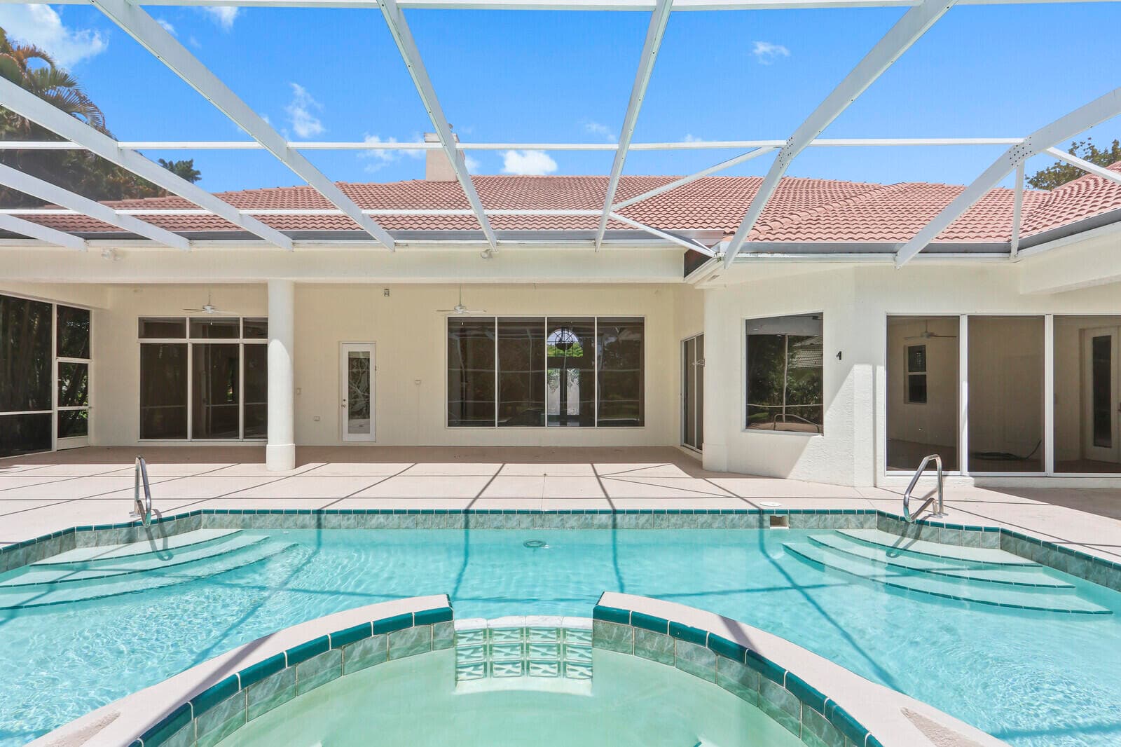 8280 Woodsmuir Drive, Palm Beach Gardens, FL 33412 — photo 11 of 87