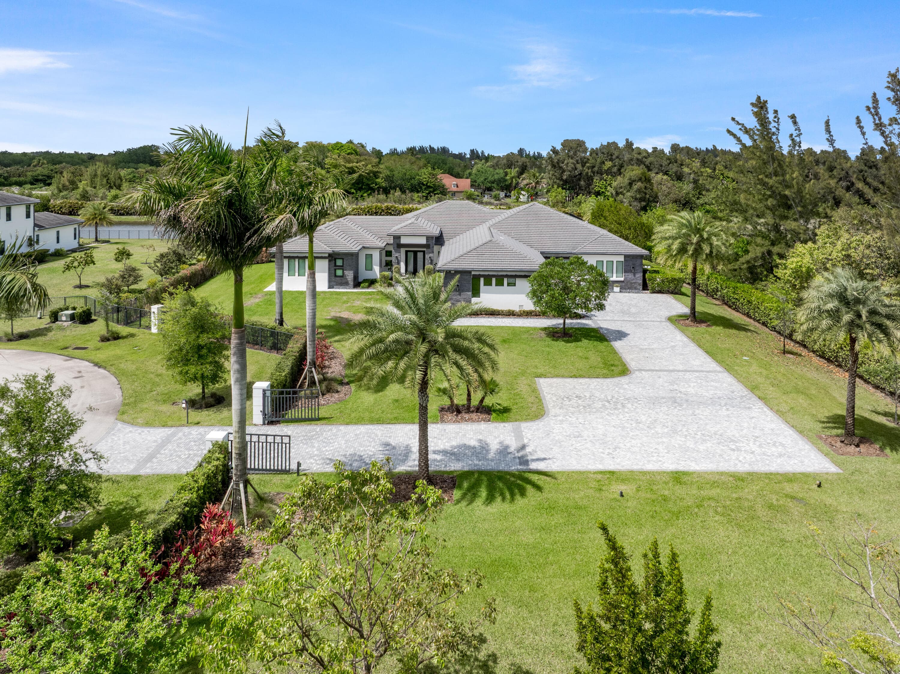 17101 Magnolia Estates Drive, Southwest Ranches, FL 33331 — photo 4 of 57