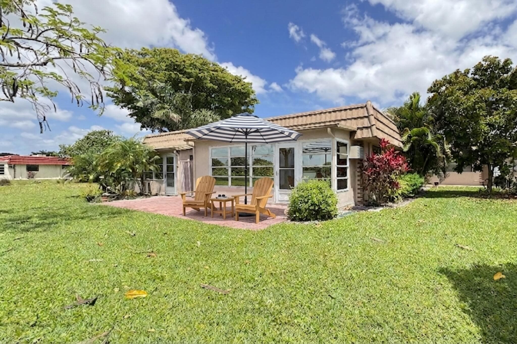 220 Seville J, Delray Beach, FL 33446 — photo 3 of 31