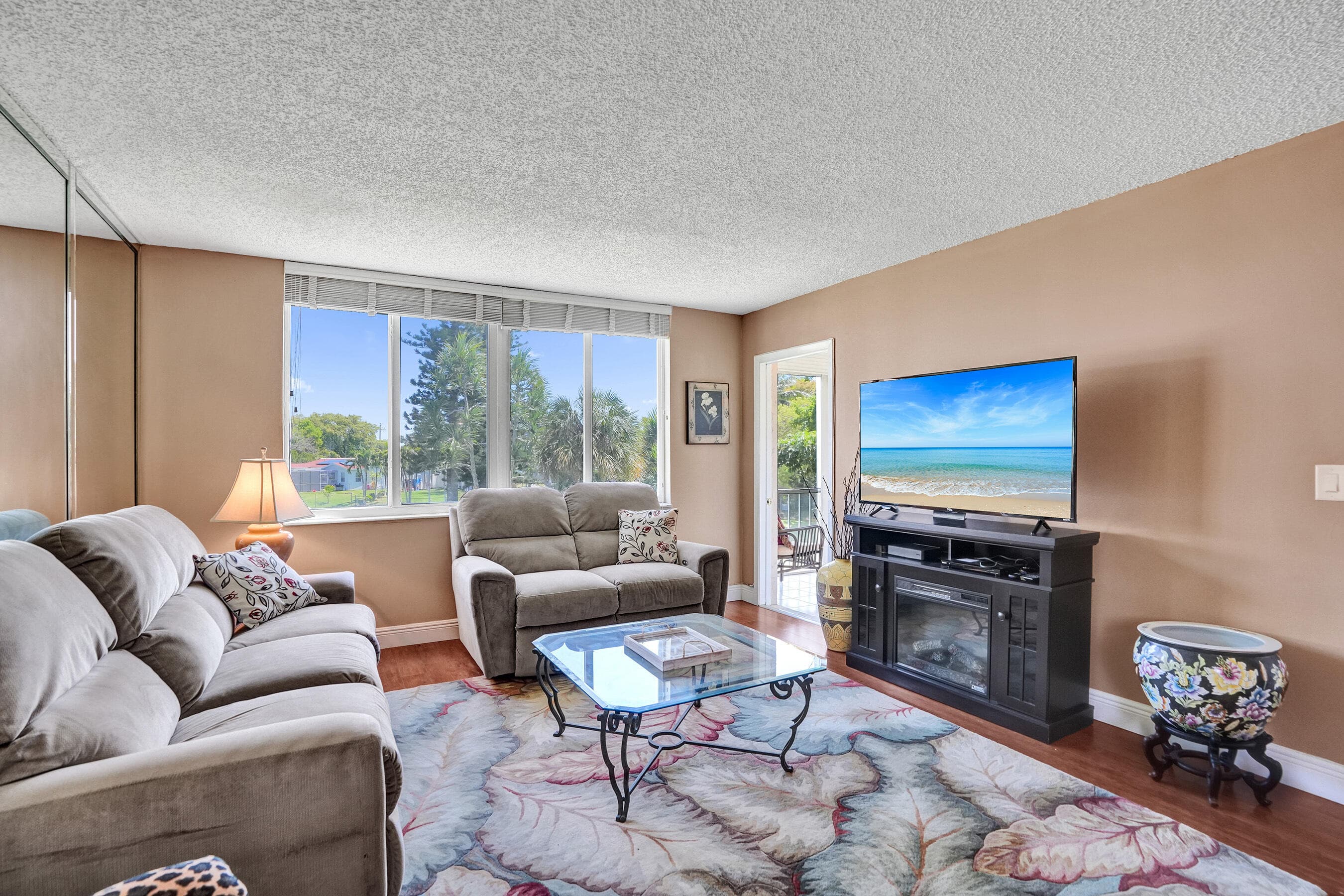6670 Royal Palm Boulevard 201- K, Margate, FL 33063 — photo 11 of 29