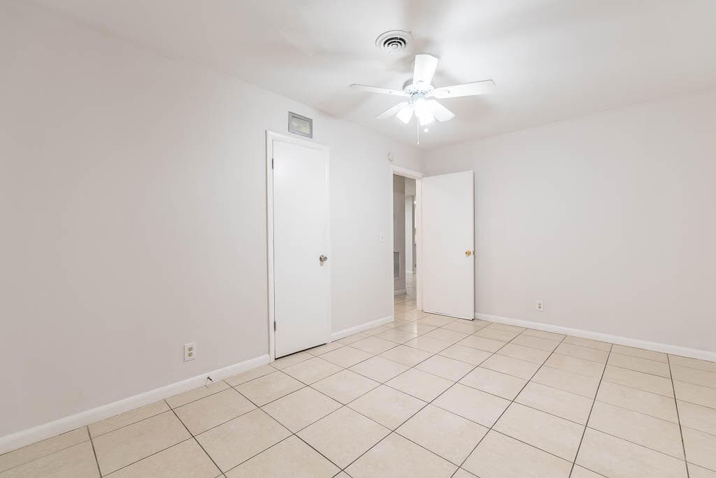 1302 S Congress Avenue, Delray Beach, FL 33445 — photo 7 of 28