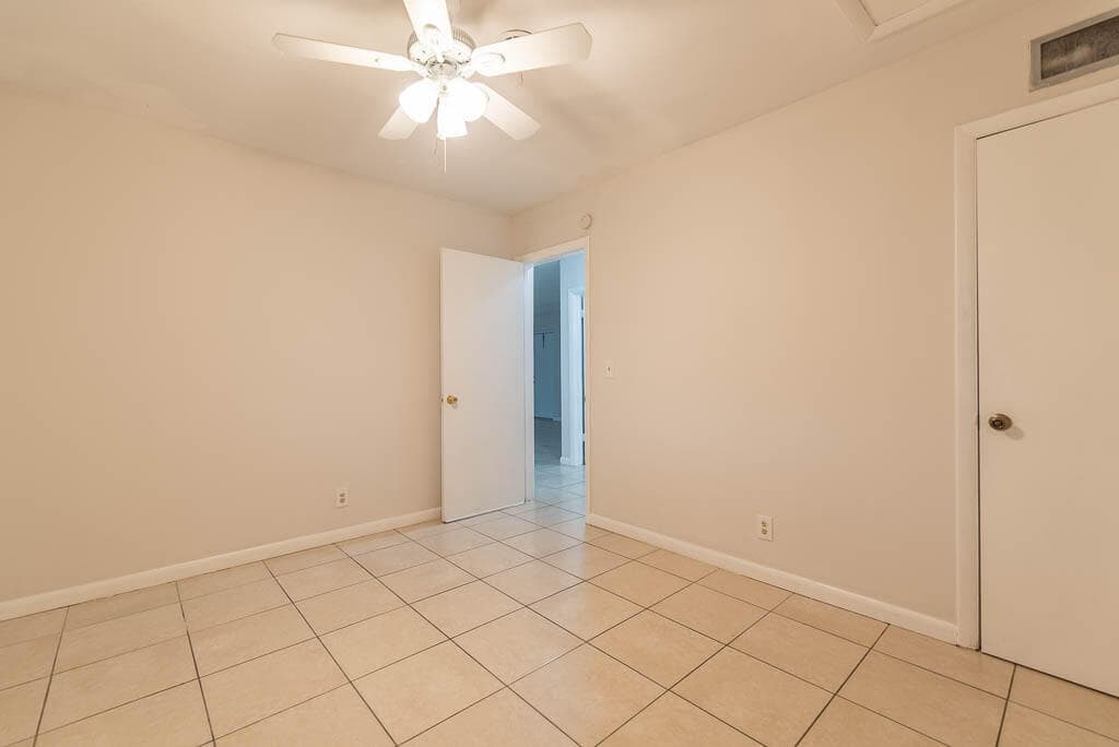1302 S Congress Avenue, Delray Beach, FL 33445 — photo 12 of 28