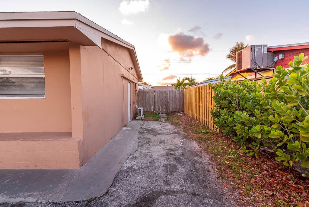 1302 S Congress Avenue, Delray Beach, FL 33445 — photo 26 of 28