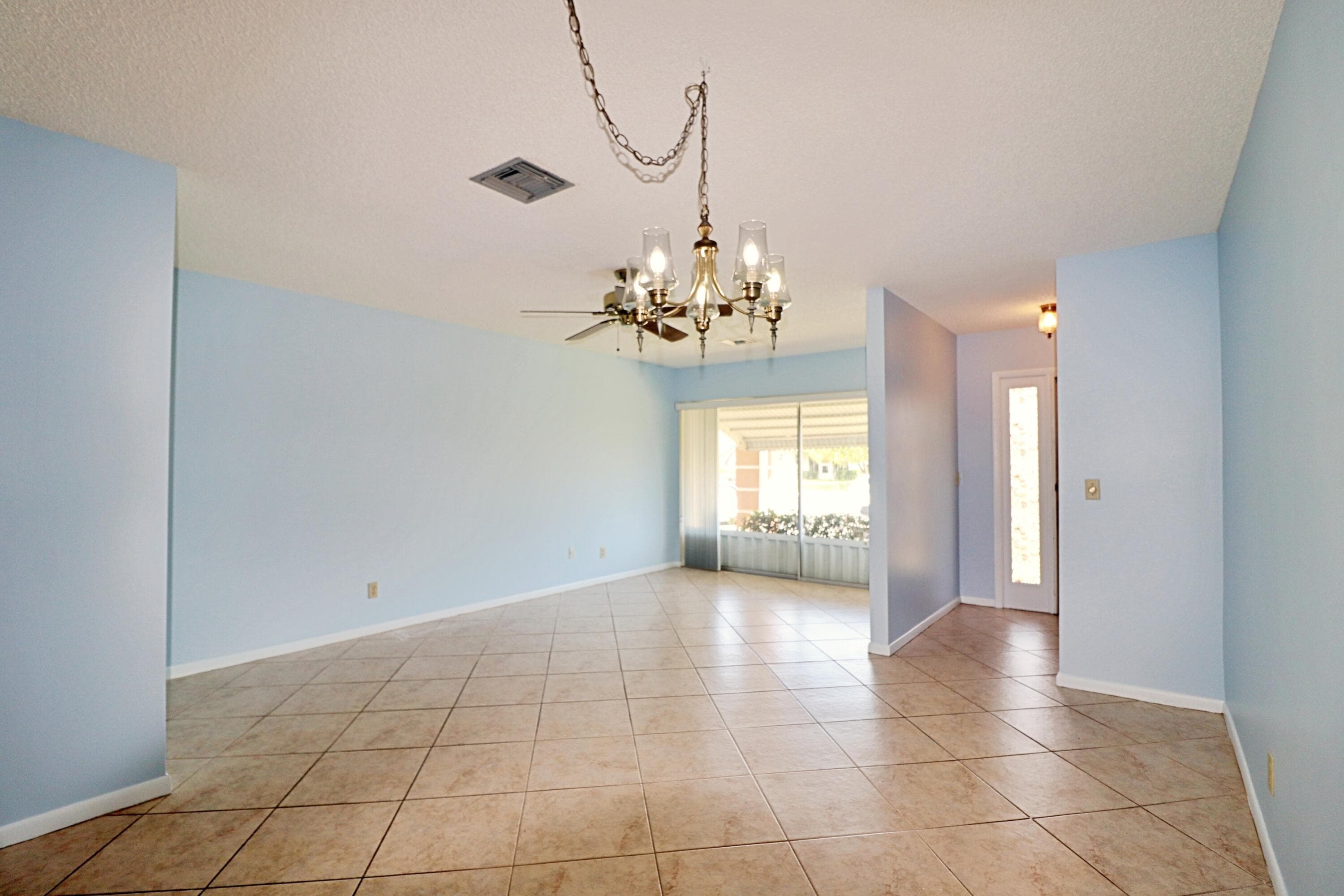 831 Timberview Drive C, Fort Pierce, FL 34982 — photo 4 of 18