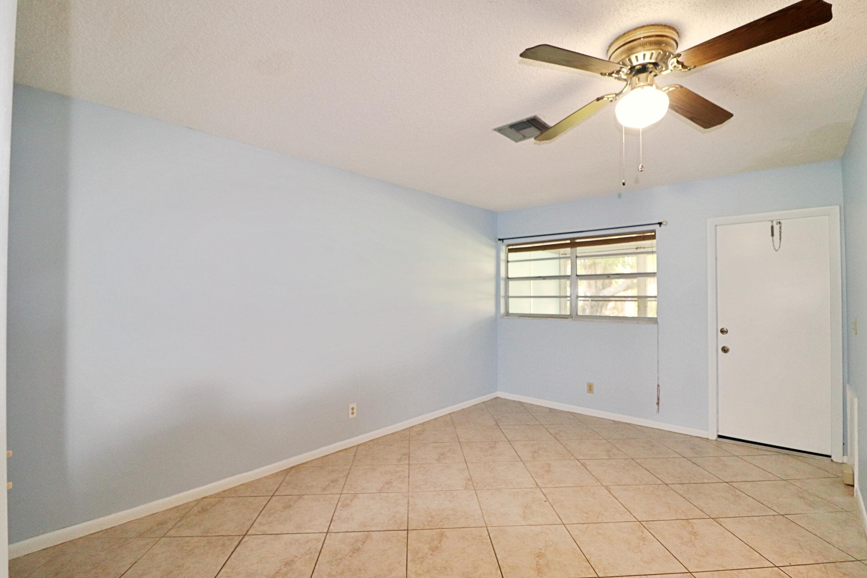 831 Timberview Drive C, Fort Pierce, FL 34982 — photo 10 of 18
