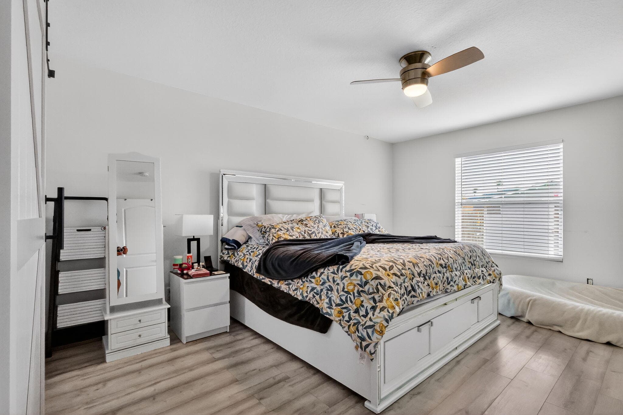 1691 W 26th Court, Riviera Beach, FL 33404 — photo 12 of 48