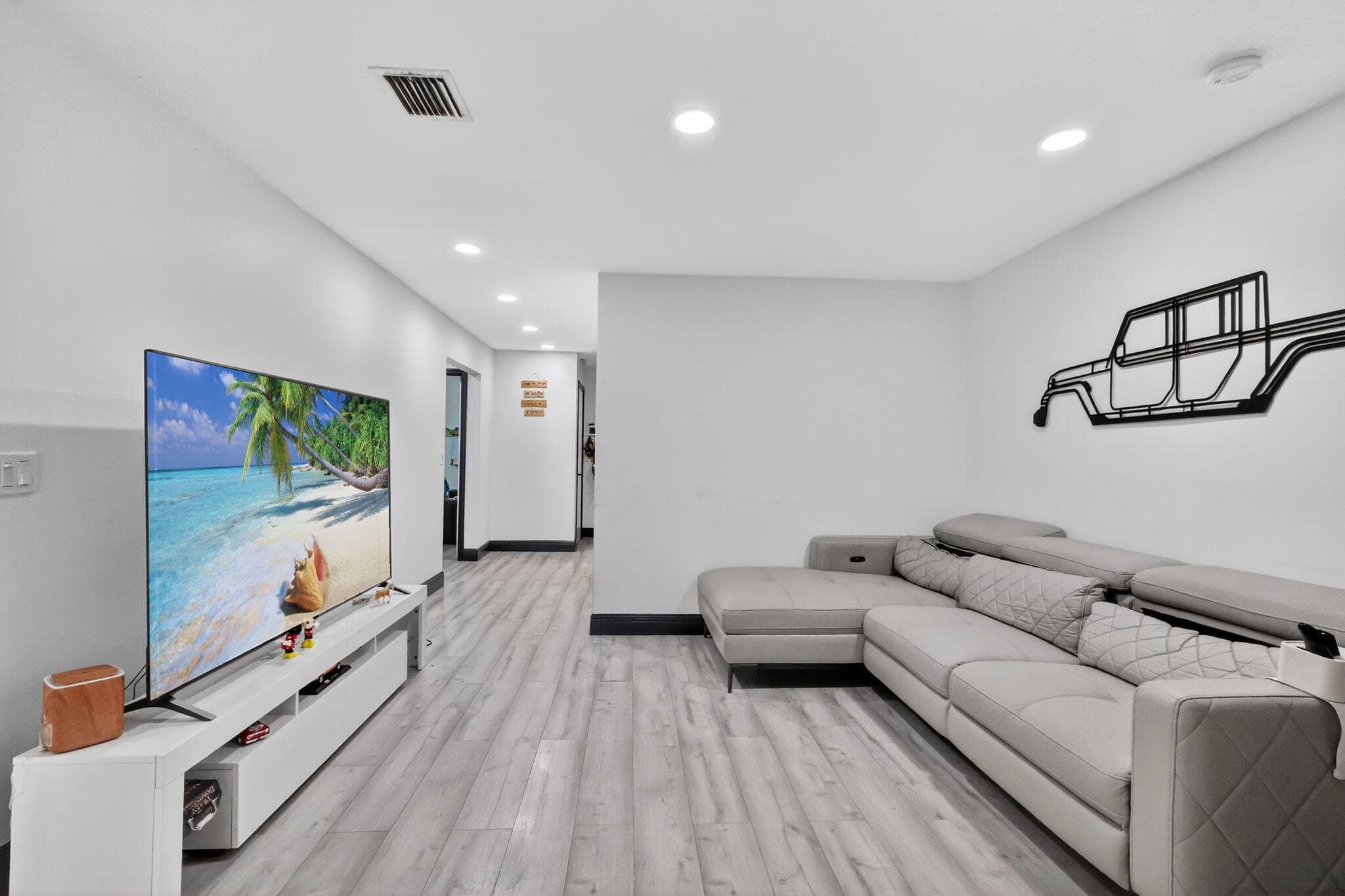 1691 W 26th Court, Riviera Beach, FL 33404 — photo 19 of 48