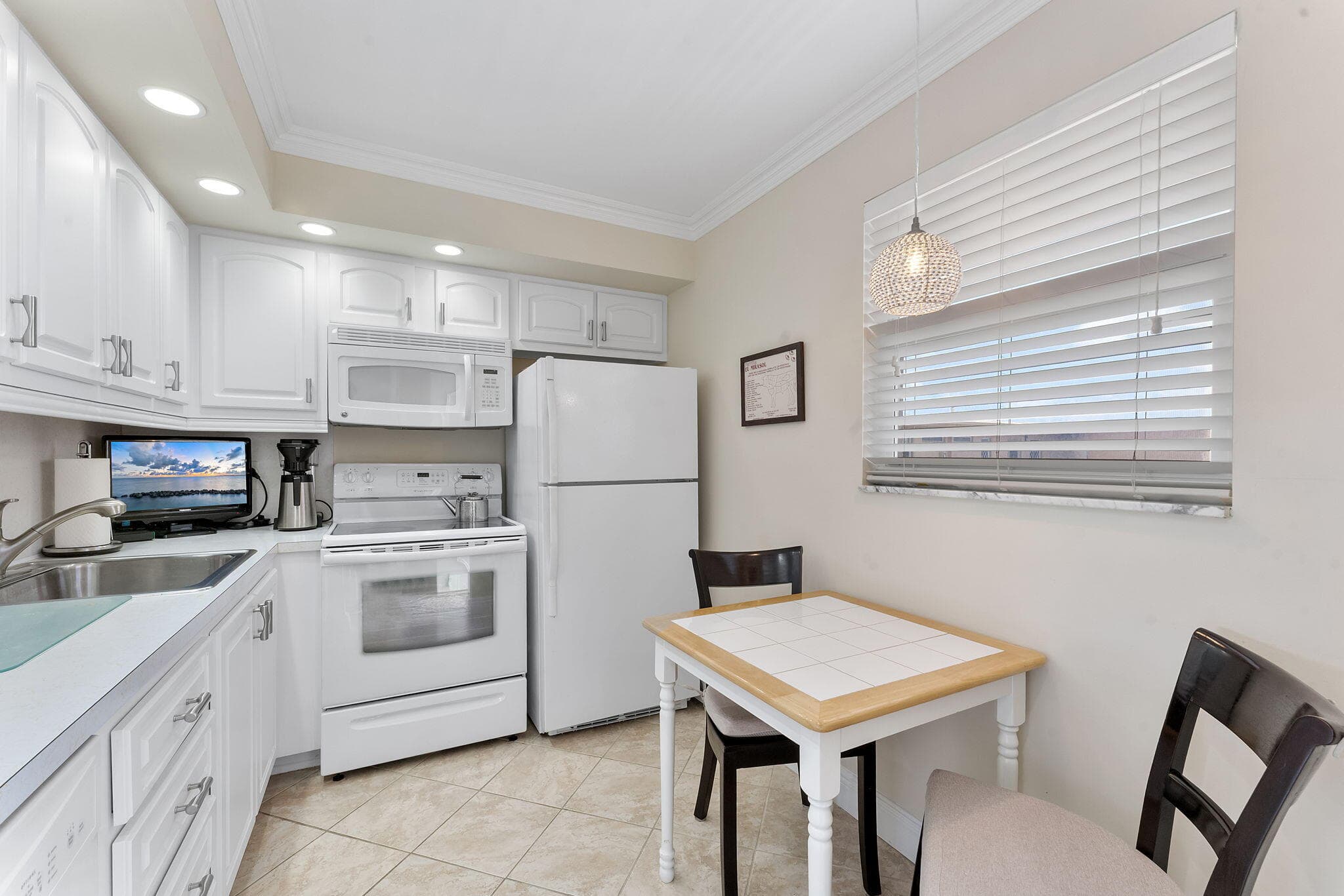 2515 NE 2nd Court 405, Boynton Beach, FL 33435 — photo 7 of 27