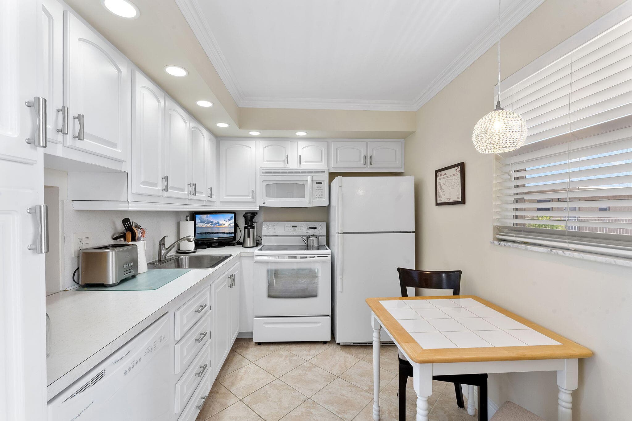 2515 NE 2nd Court 405, Boynton Beach, FL 33435 — photo 17 of 27