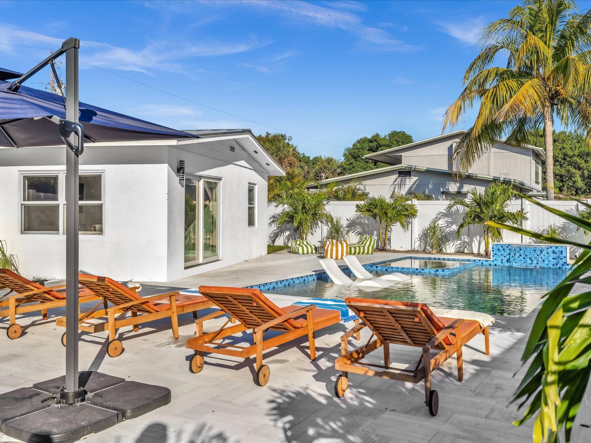 209 NE 27th Drive, Wilton Manors, FL 33334 — photo 7 of 32