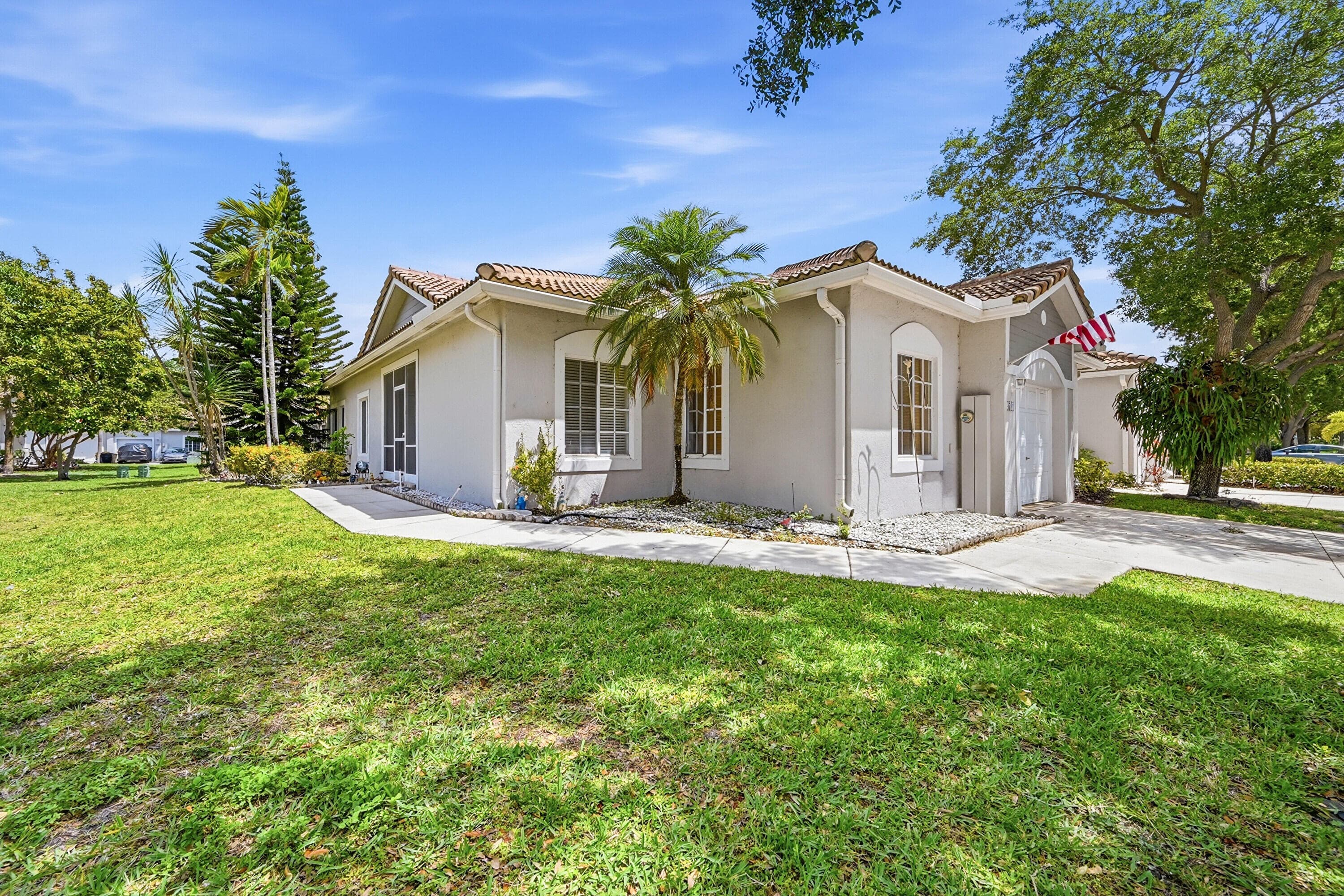 4701 SW 13th Street, Deerfield Beach, FL 33442 — photo 37 of 64