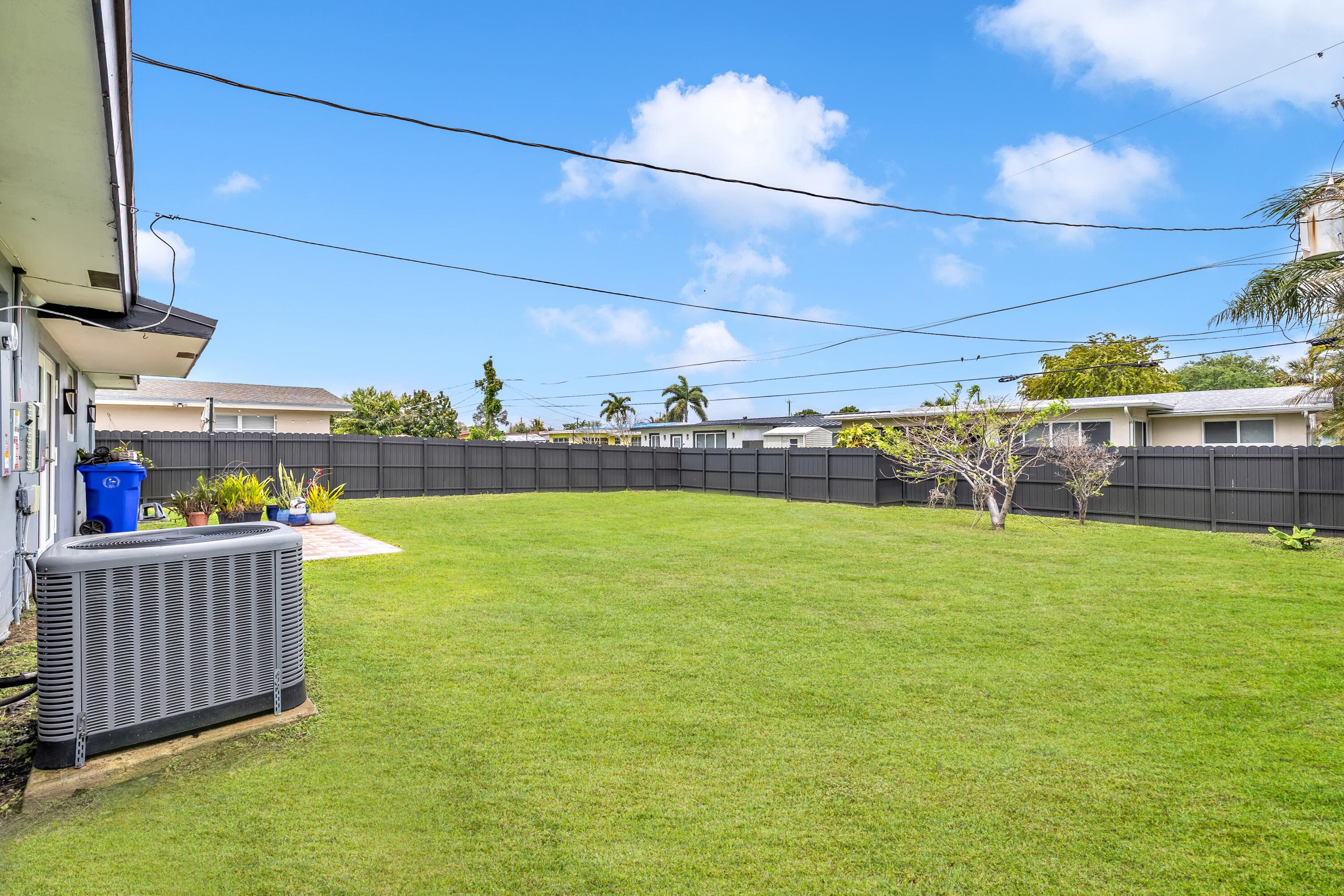 8781 NW 15th Street, Pembroke Pines, FL 33024 — photo 13 of 17