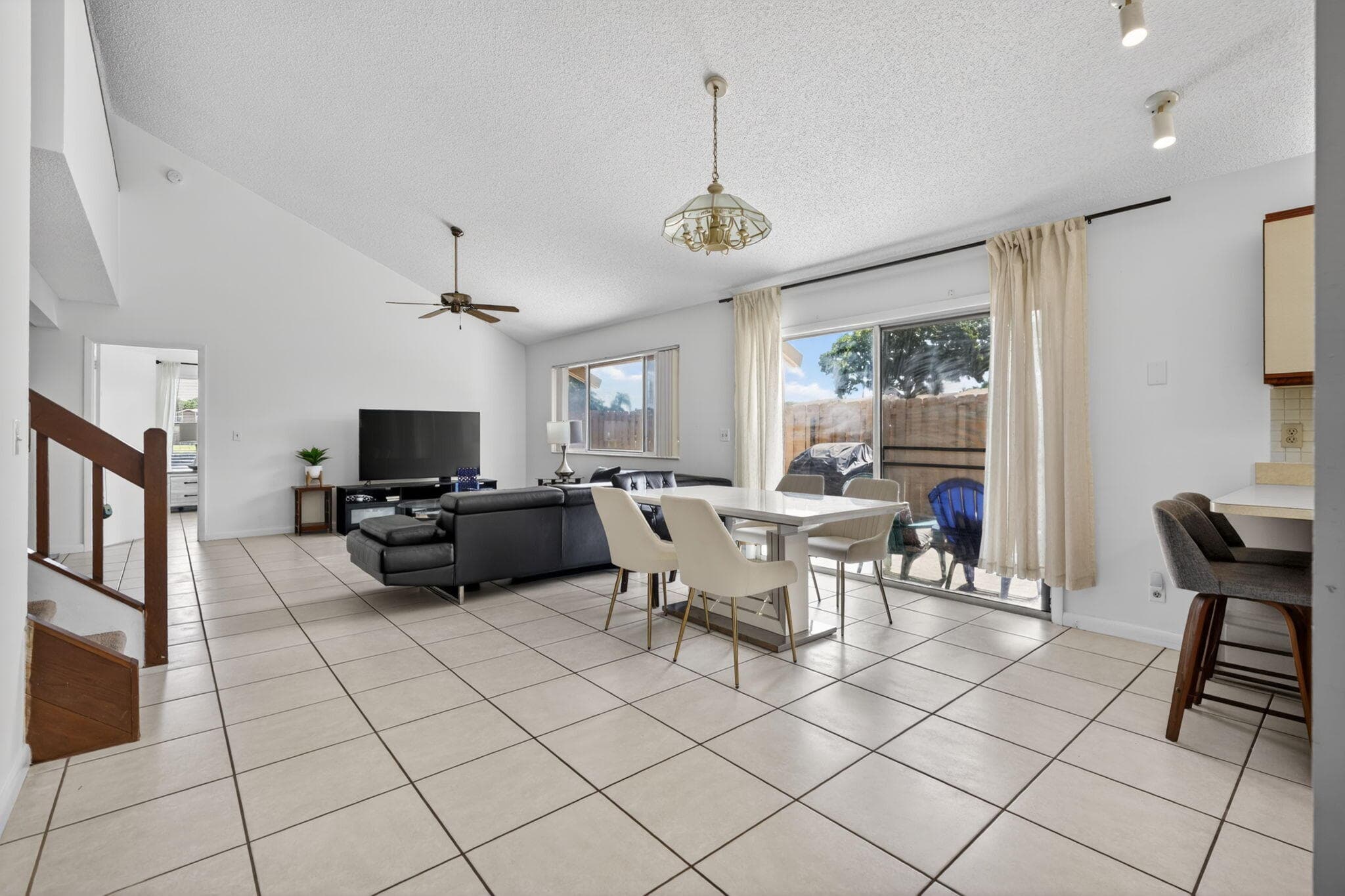 102 Maplecrest Circle, Jupiter, FL 33458 — photo 6 of 39