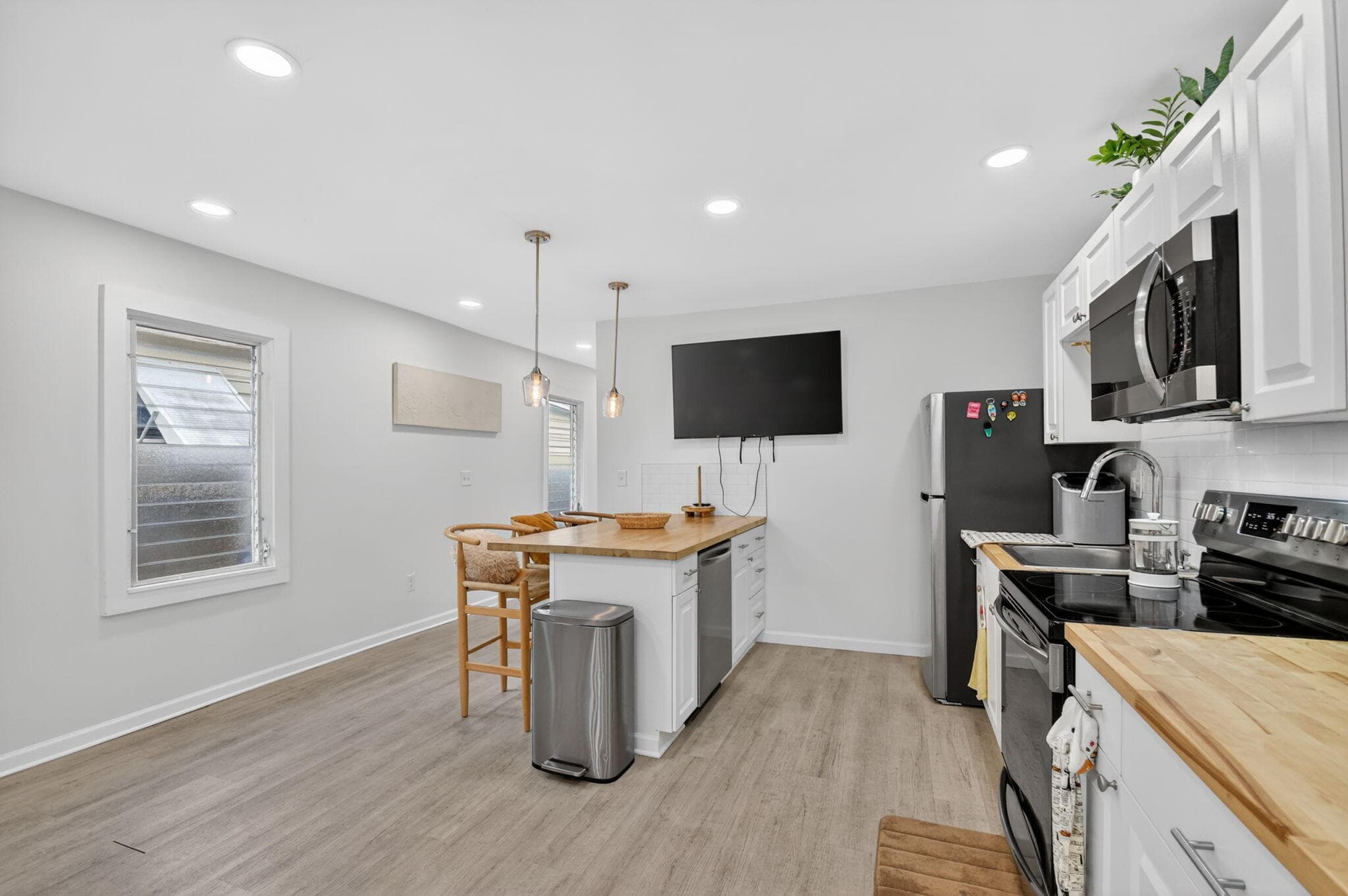 306 N J Street, Lake Worth Beach, FL 33460 — photo 11 of 63