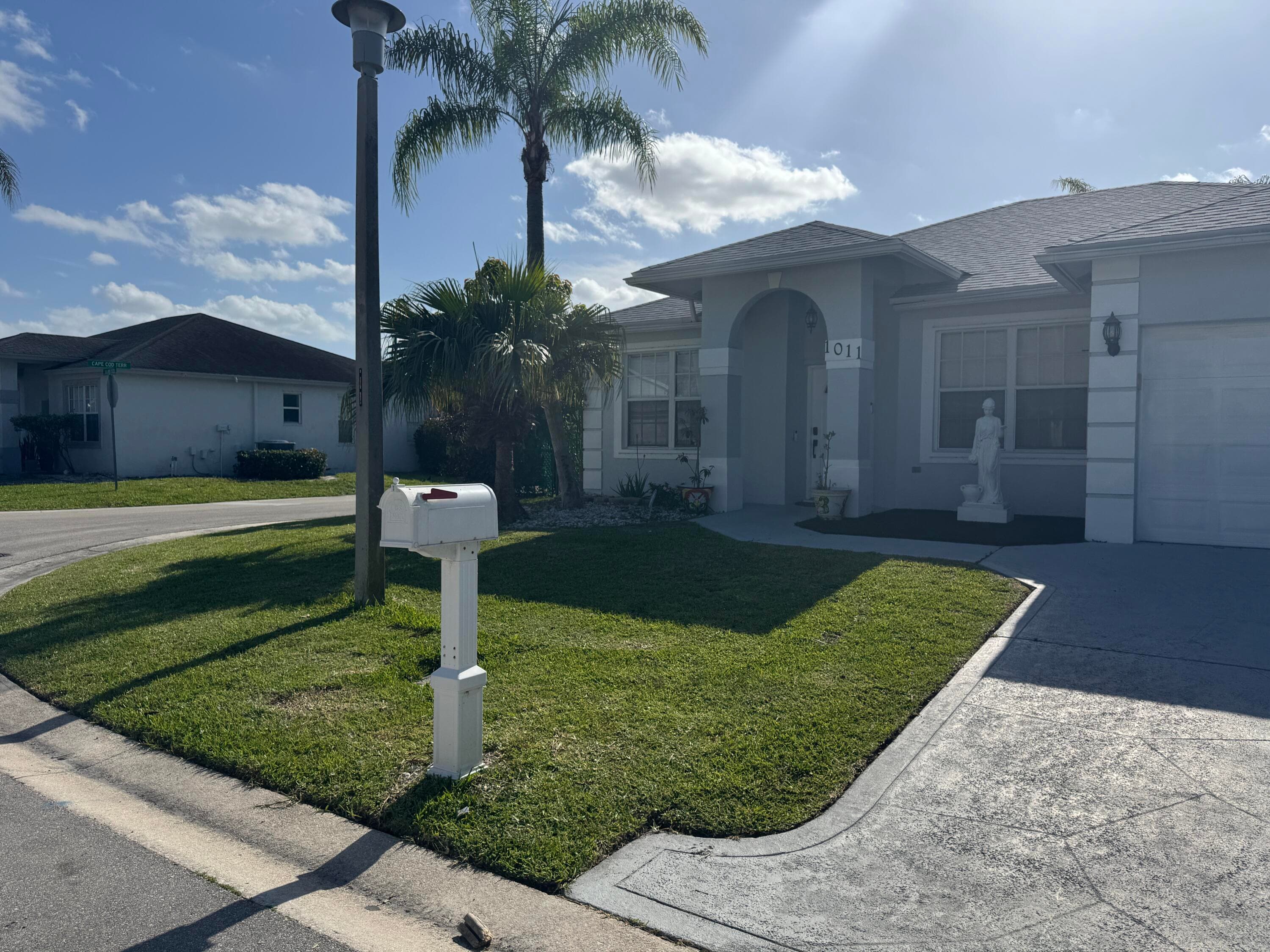 1011 Salmon Isle, Greenacres, FL 33413 — photo 3 of 28
