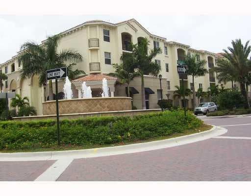 4 Renaissance Way 302, Boynton Beach, FL 33426 — photo 1 of 8