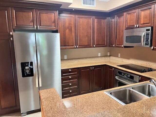 4 Renaissance Way 302, Boynton Beach, FL 33426 — photo 2 of 8