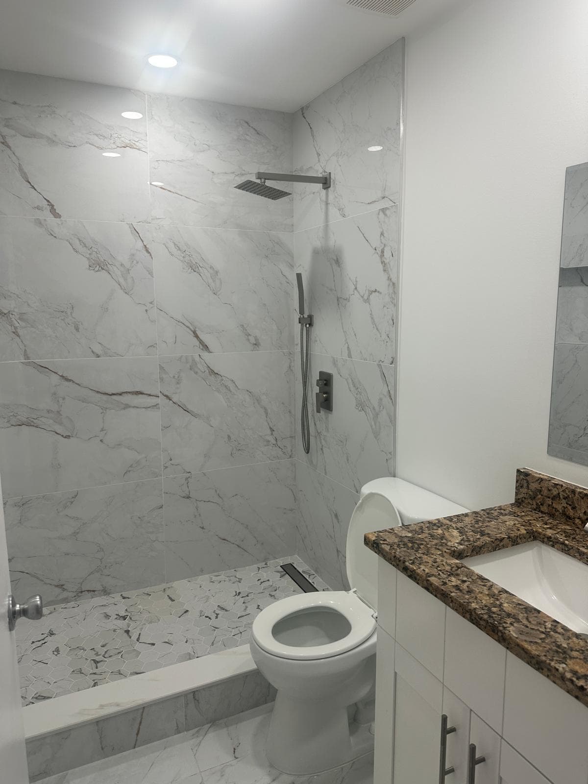 2100 Springdale Boulevard Y-303, Palm Springs, FL 33461 — photo 5 of 16
