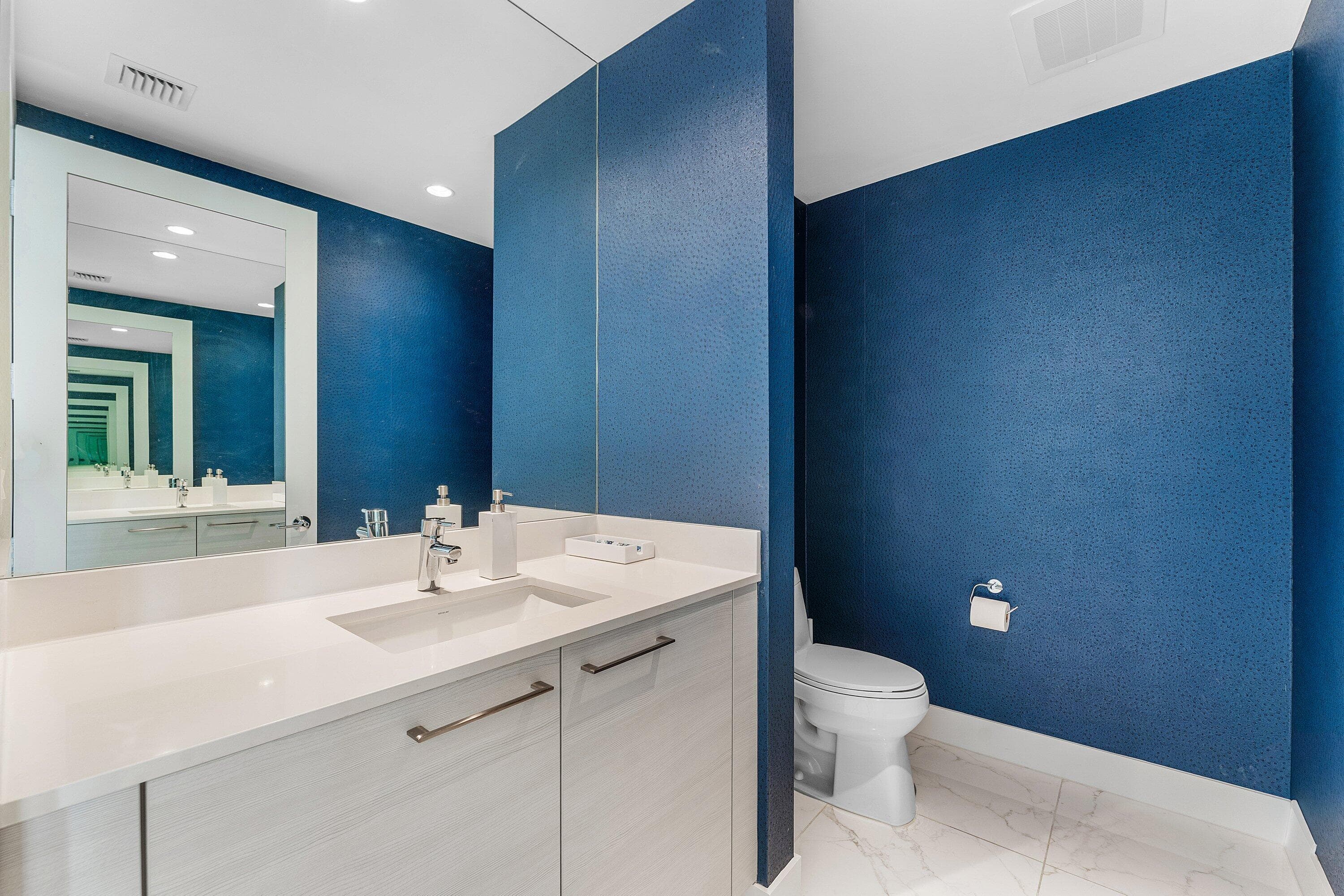 2 Water Club Way 403, North Palm Beach, FL 33408 — photo 32 of 63