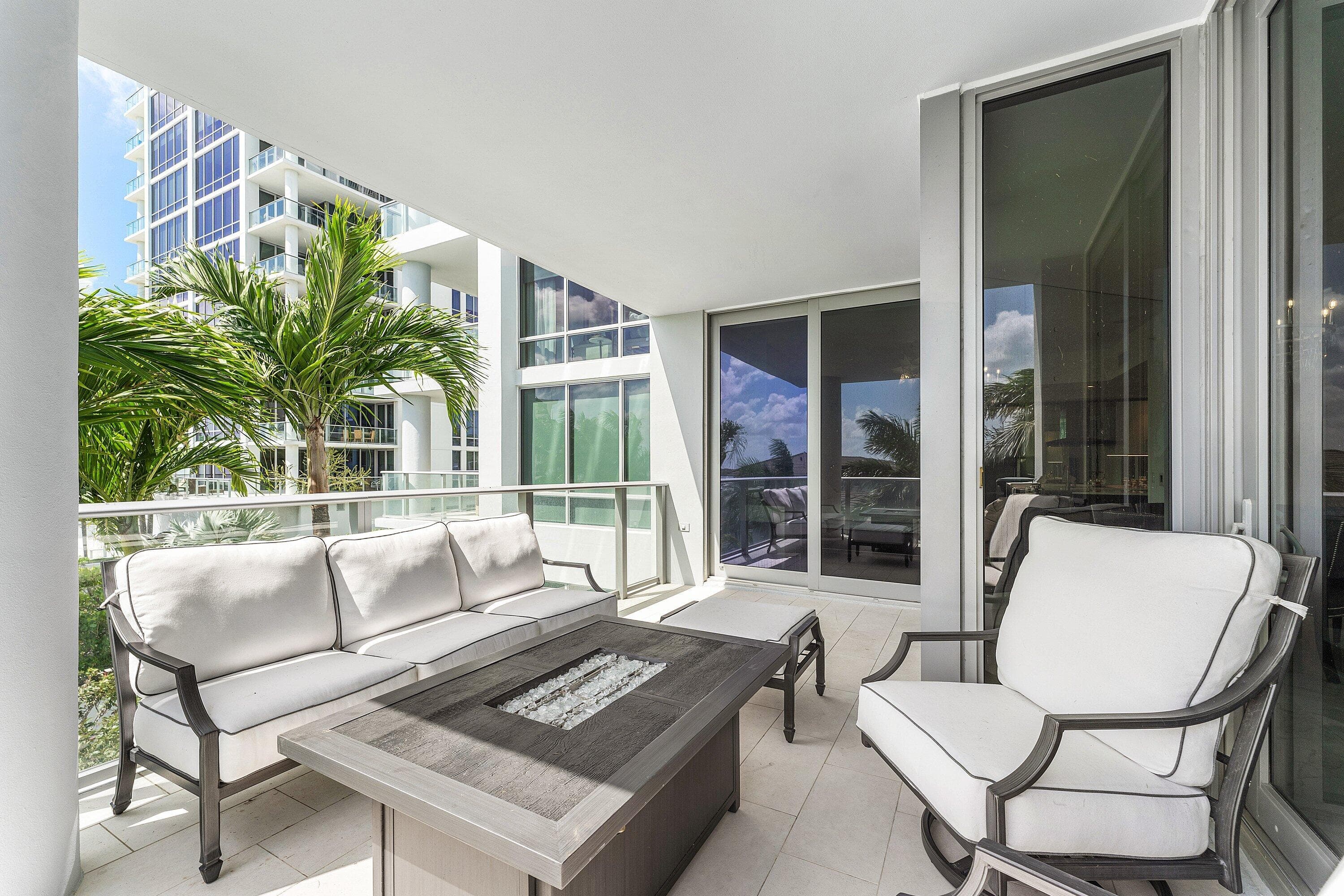 2 Water Club Way 403, North Palm Beach, FL 33408 — photo 13 of 63
