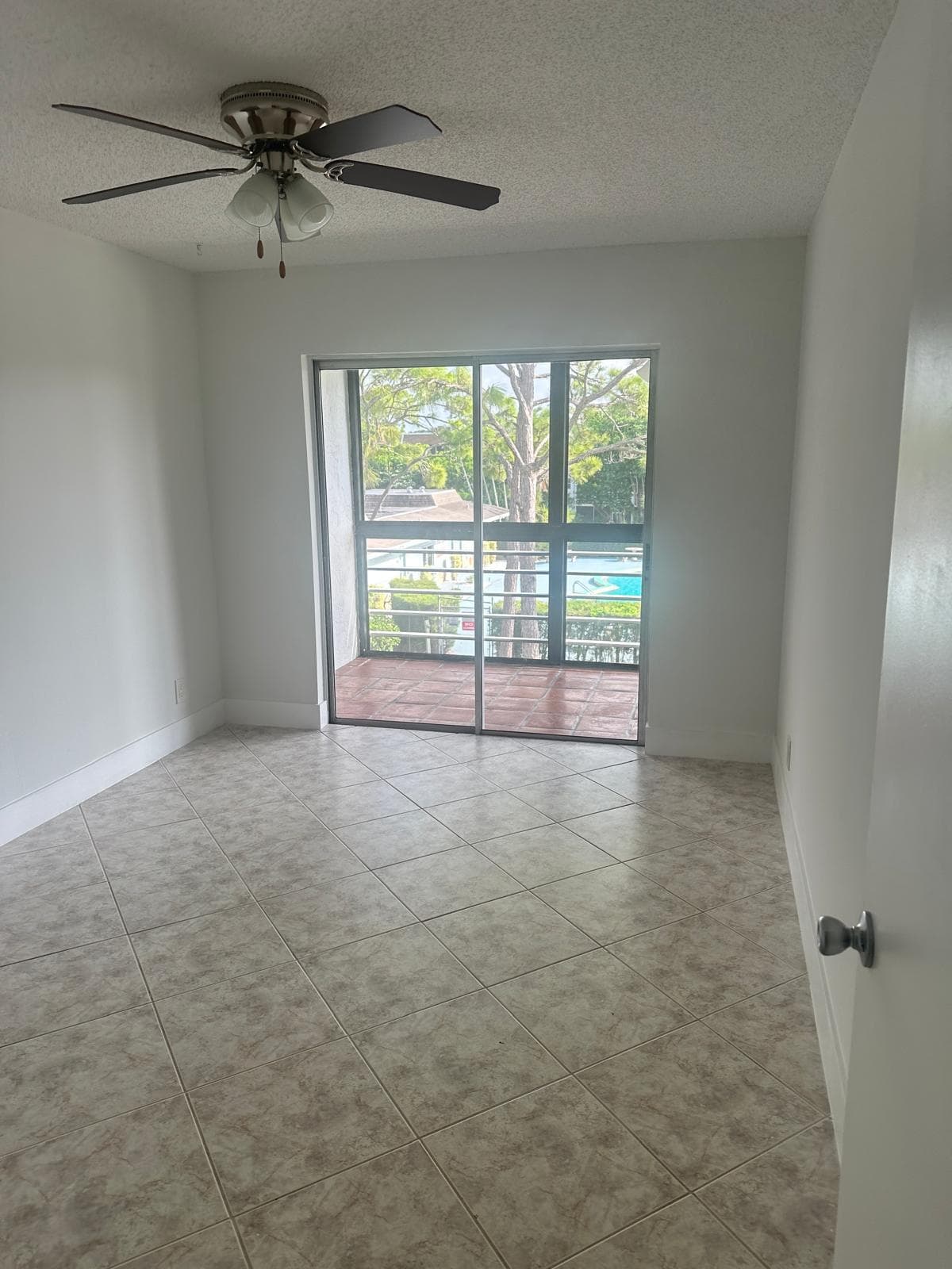 2100 Springdale Boulevard Y-303, Palm Springs, FL 33461 — photo 8 of 16