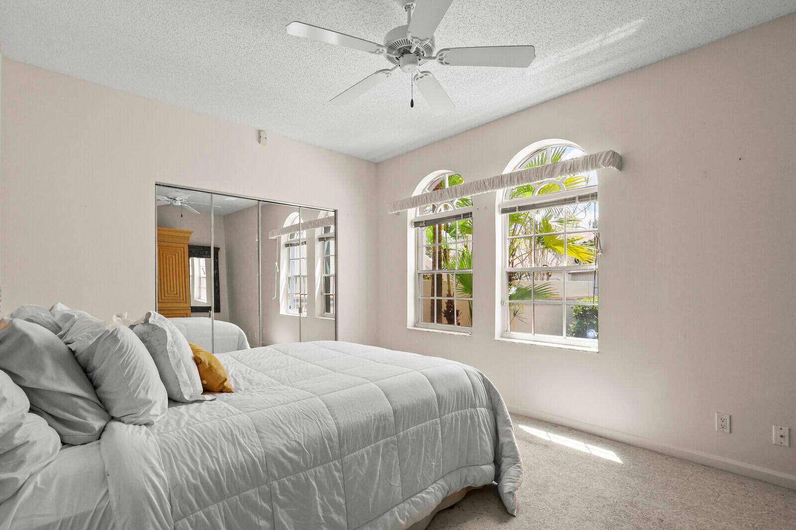 301 S Ryder Cup Cir S 301, Palm Beach Gardens, FL 33418 — photo 18 of 32