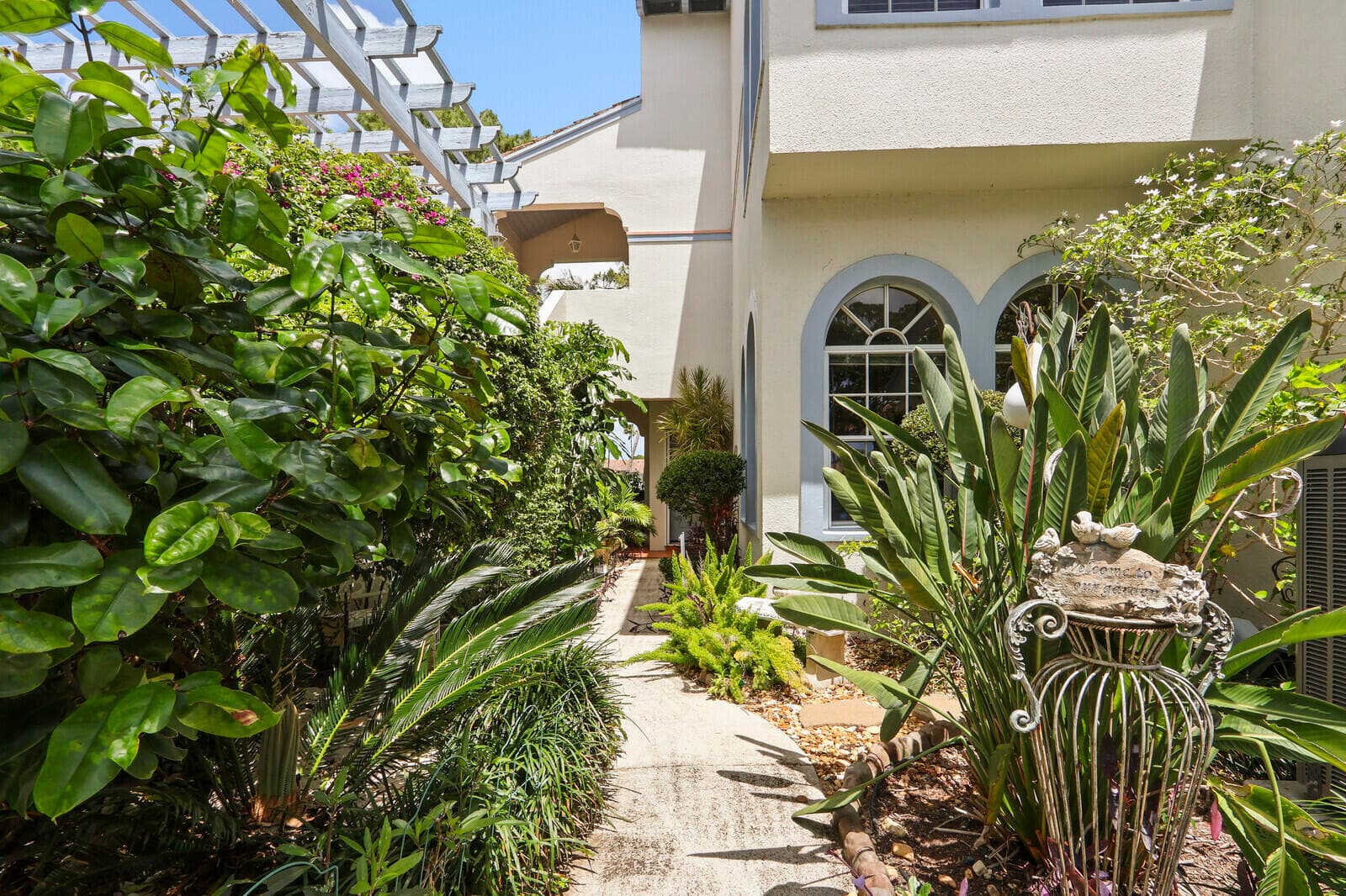 301 S Ryder Cup Cir S 301, Palm Beach Gardens, FL 33418 — photo 31 of 32