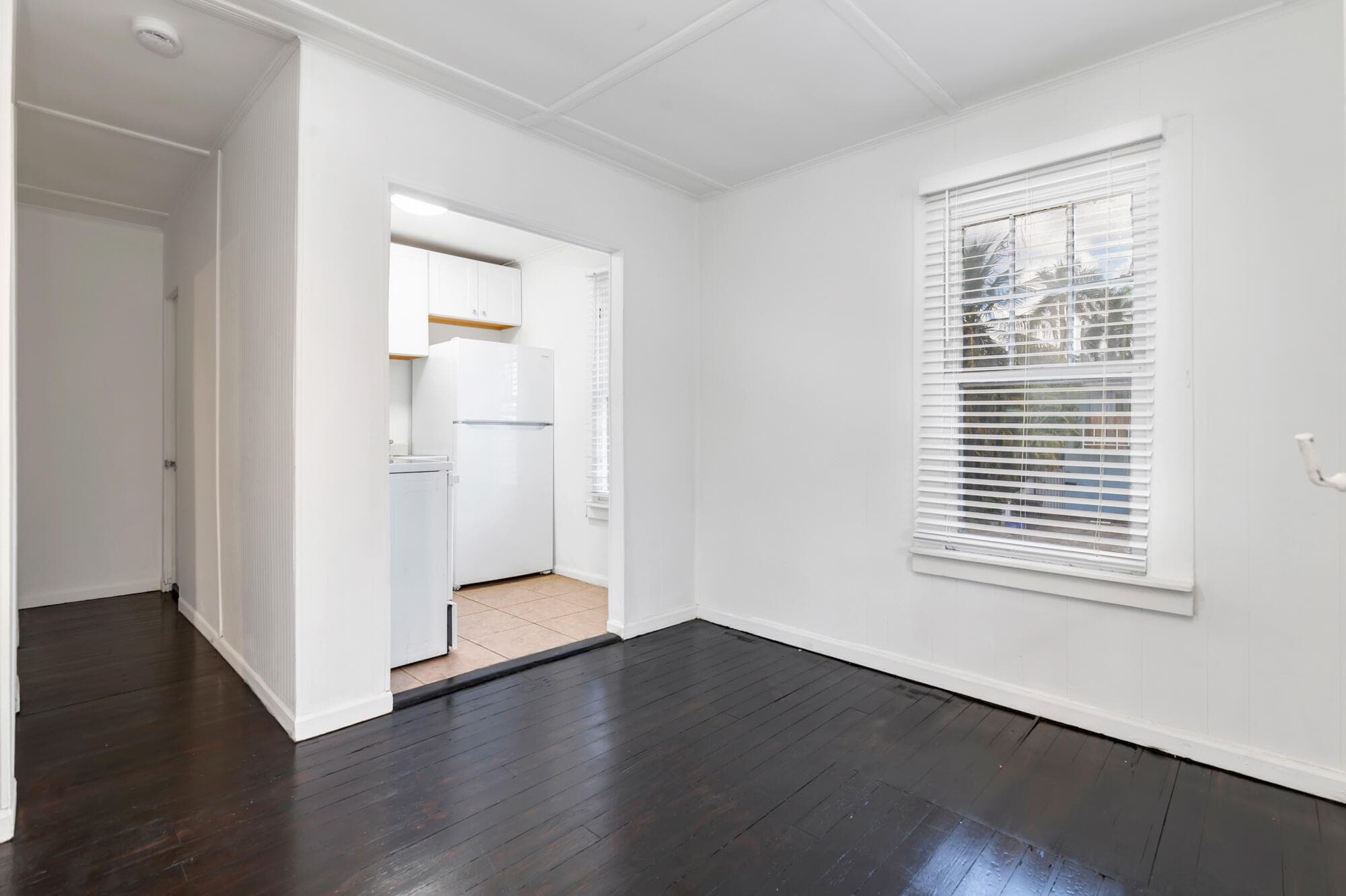 204 Conniston Road Upstairs Apartment, West Palm Beach, FL 33405 — photo 5 of 14