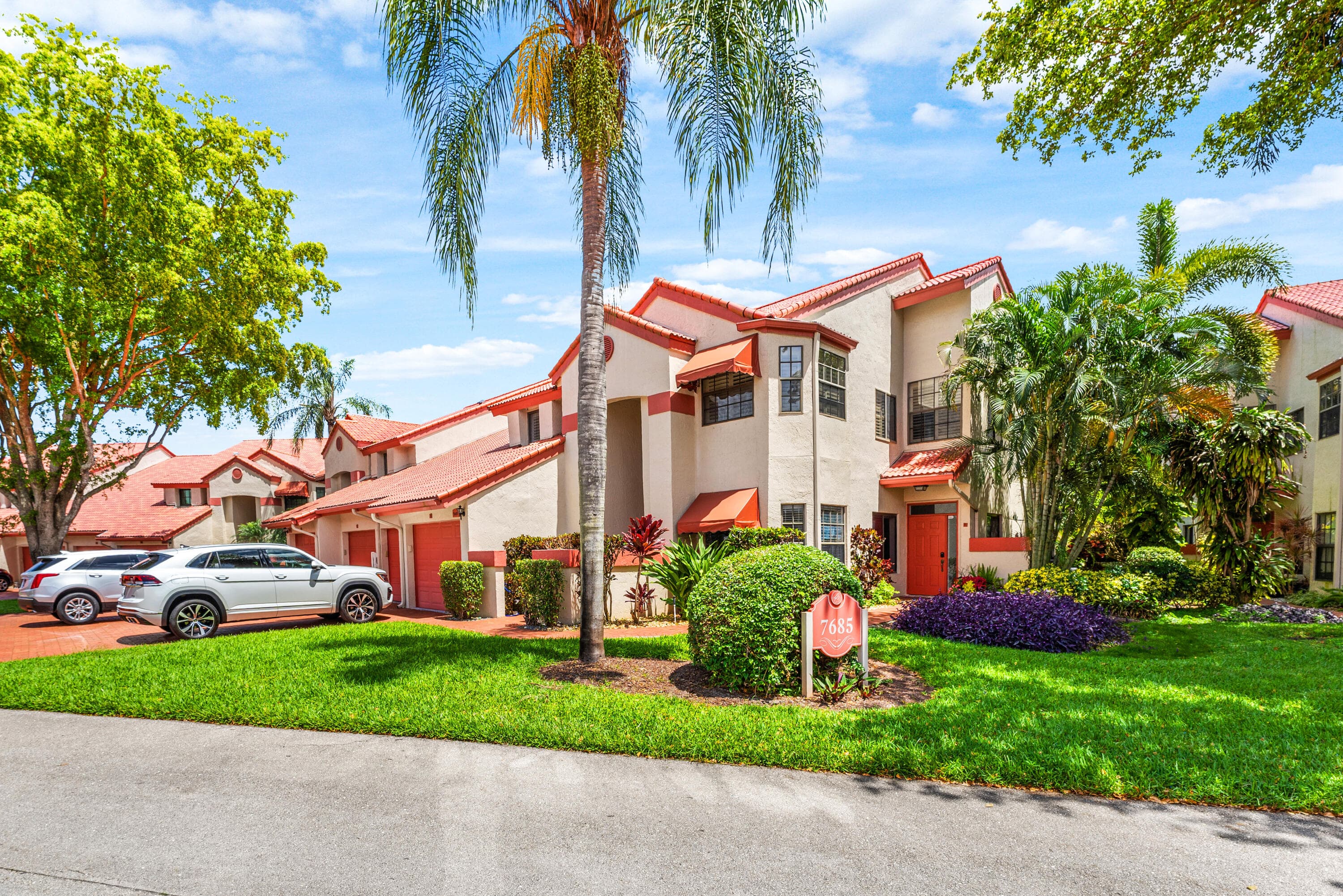 7685 Lexington Club Boulevard B, Delray Beach, FL 33446 — photo 2 of 39