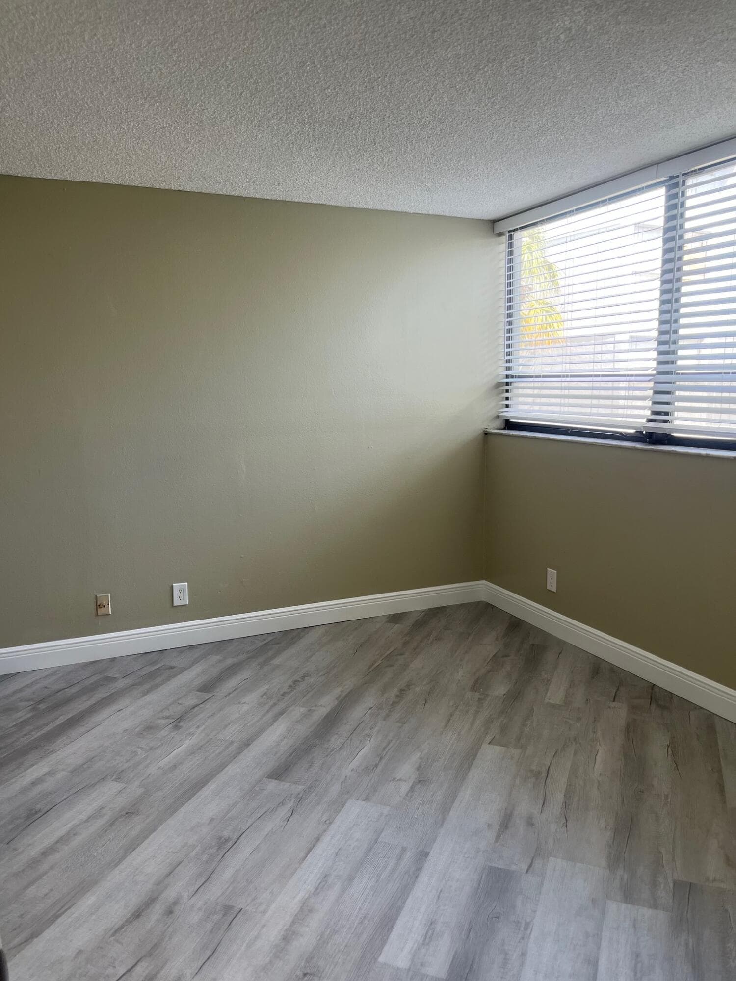 1820 N Congress Avenue 201, West Palm Beach, FL 33401 — photo 11 of 14