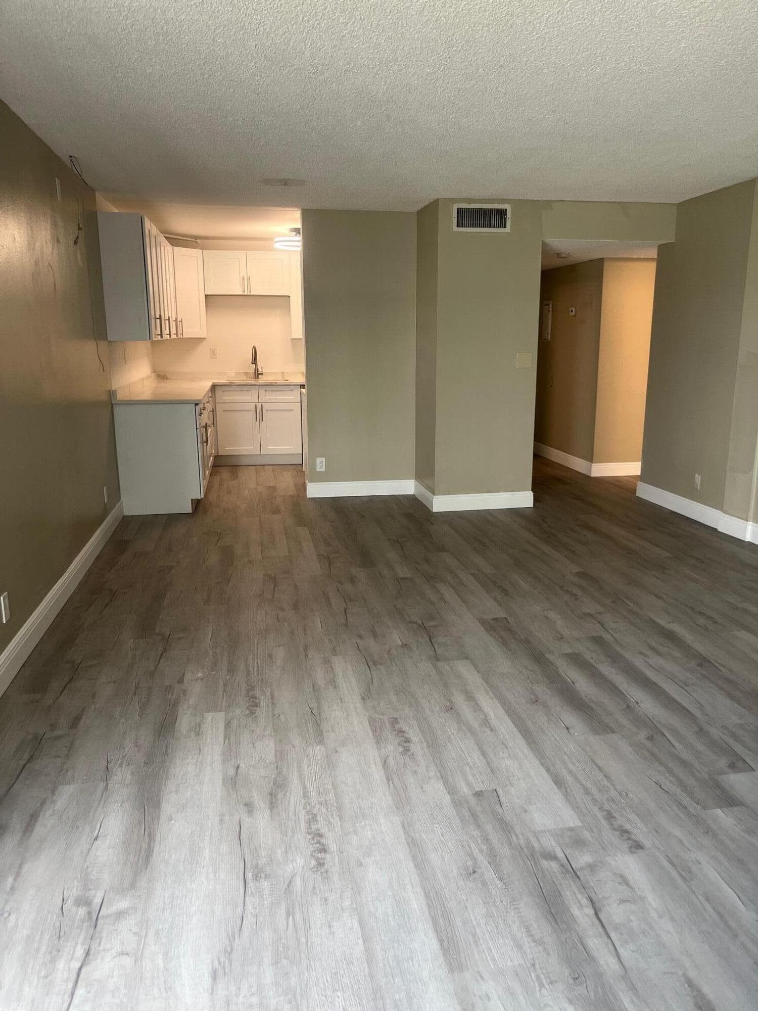 1820 N Congress Avenue 201, West Palm Beach, FL 33401 — photo 3 of 14
